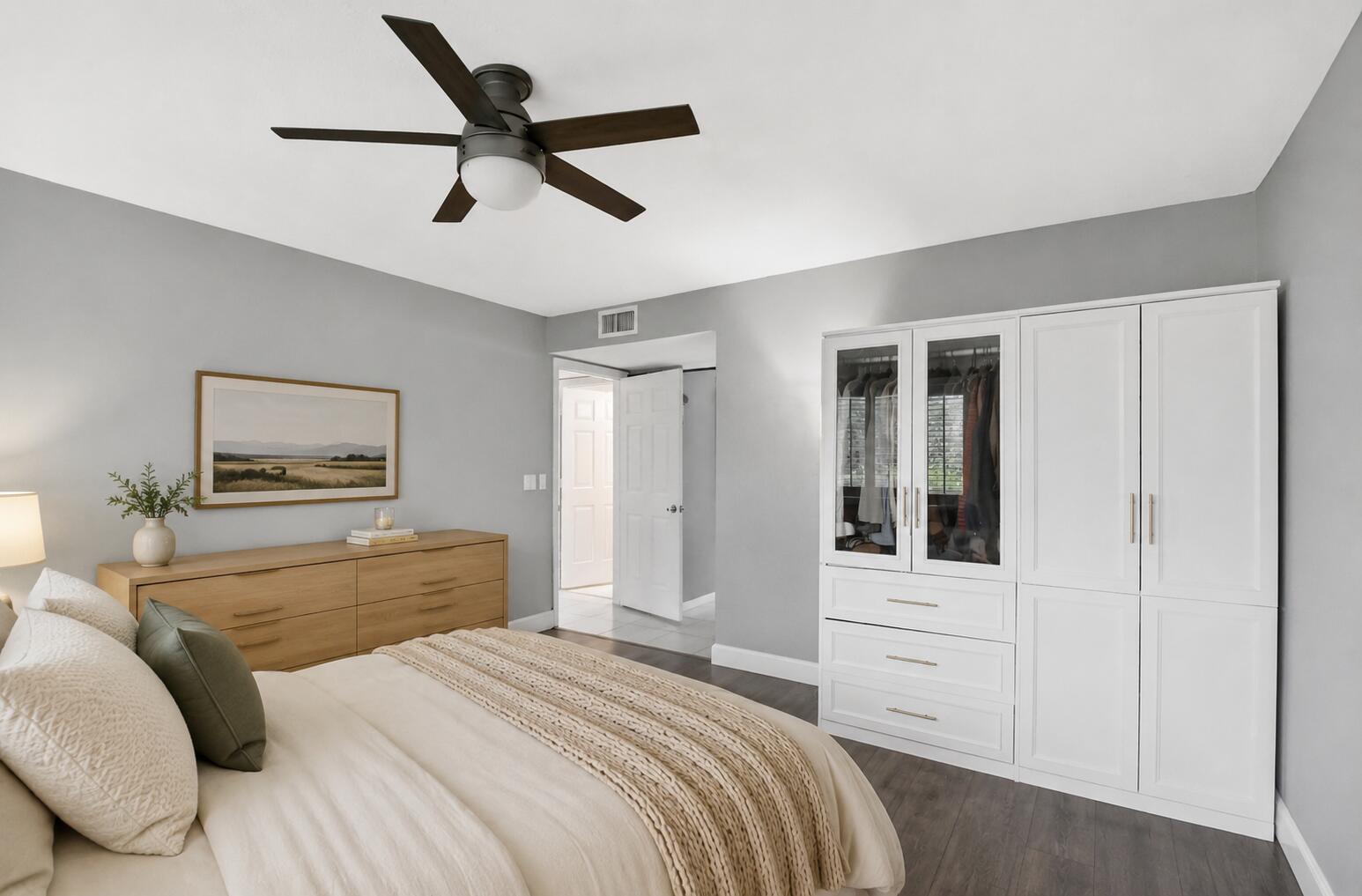 SOUTH LAKE CONDO - Residential