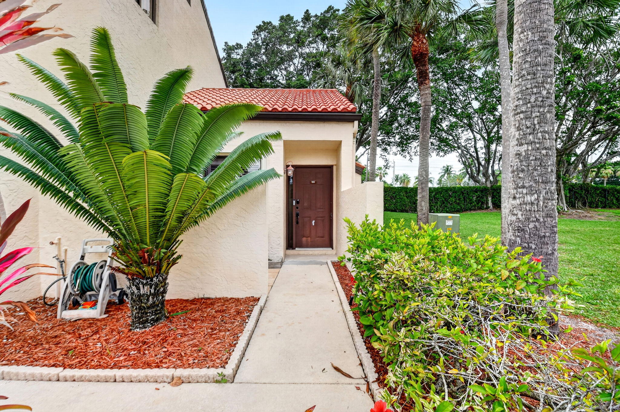 SOUTH LAKE CONDO - Residential
