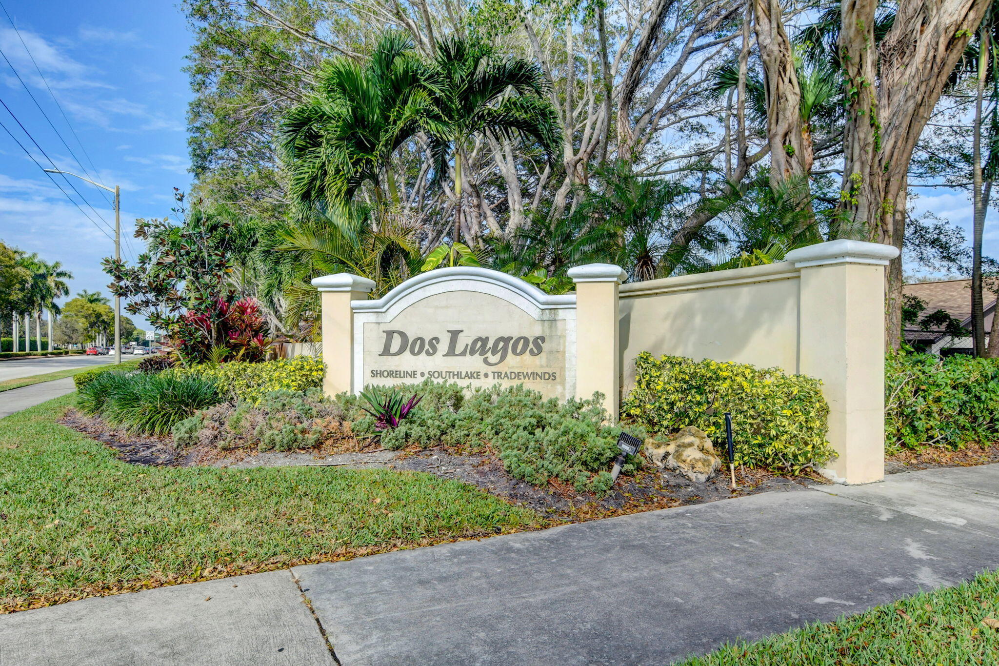 SOUTH LAKE CONDO - Residential