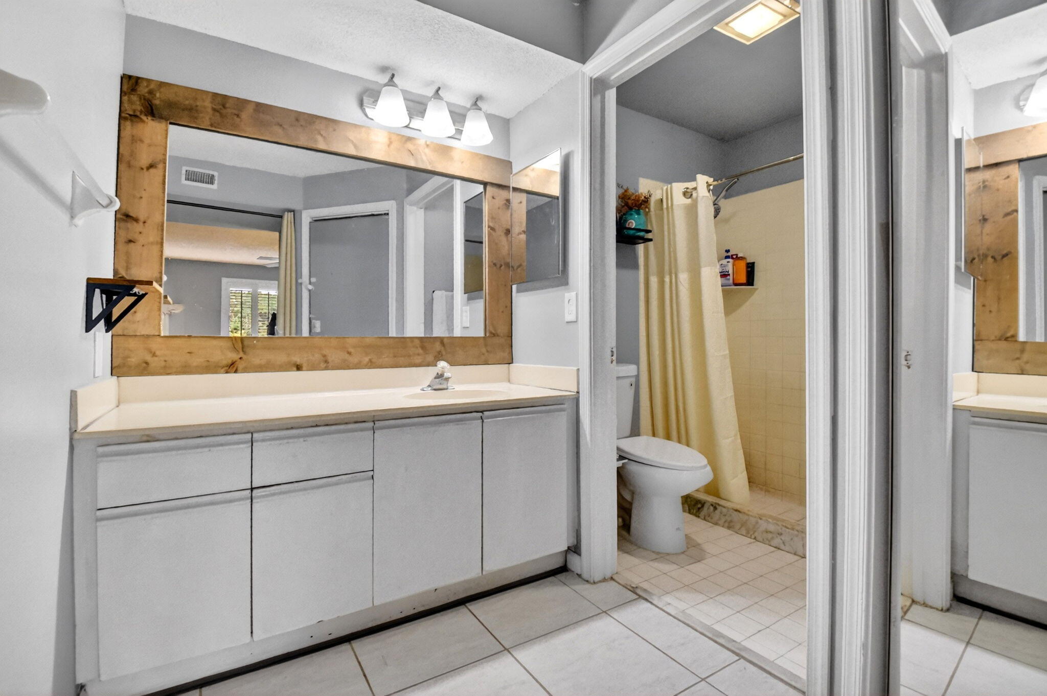 SOUTH LAKE CONDO - Residential