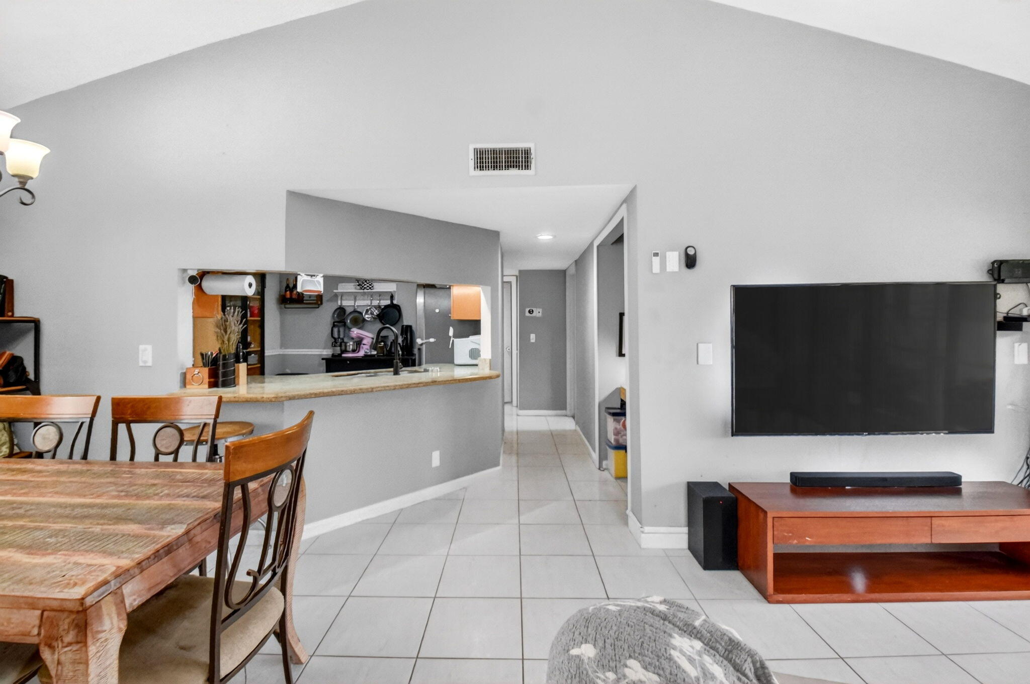 SOUTH LAKE CONDO - Residential