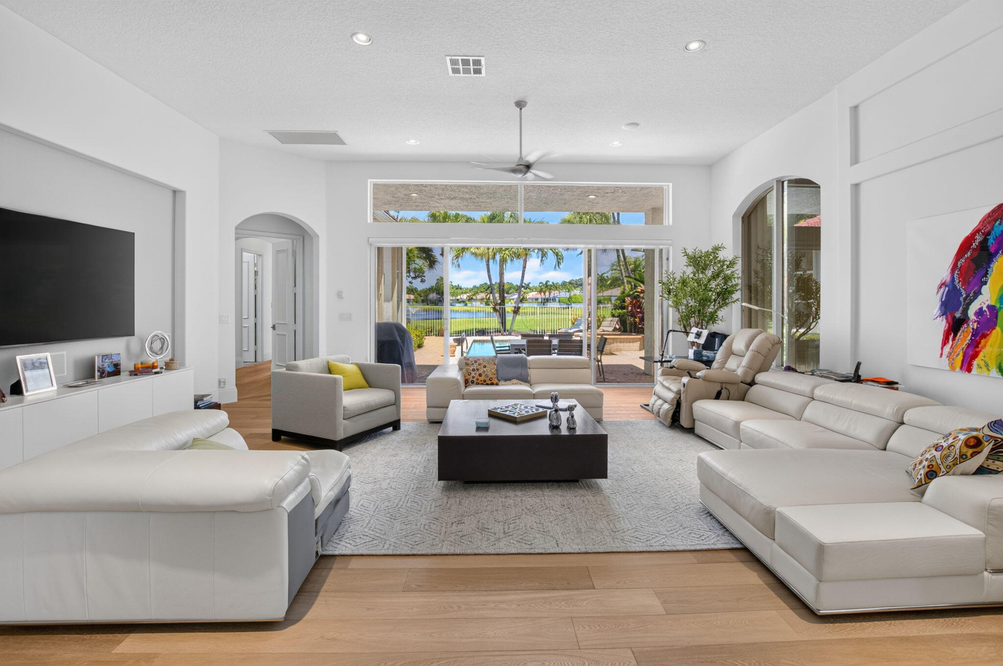 ADDISON RESERVE PARS 7 AND 8 - Residential