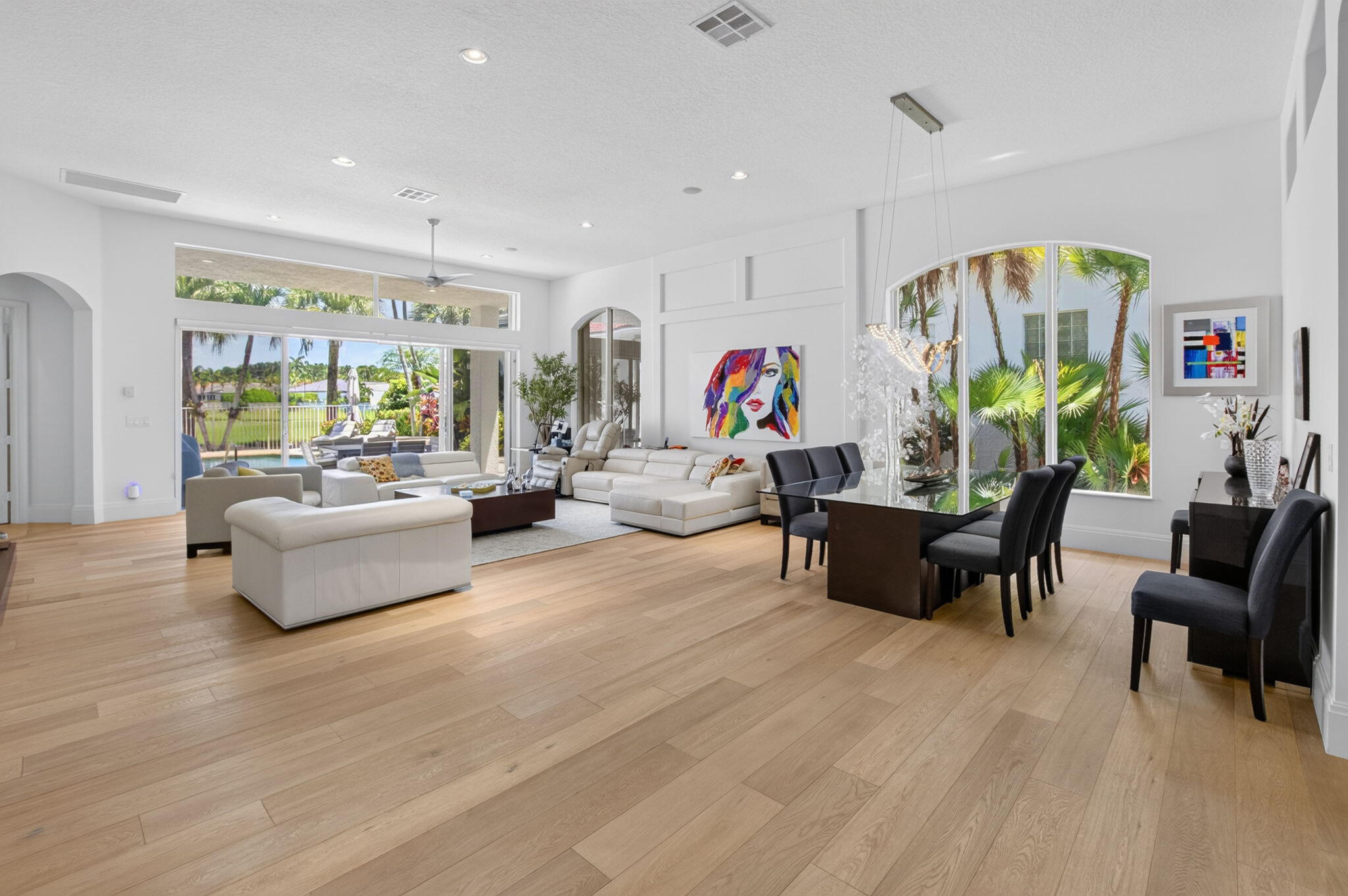 ADDISON RESERVE PARS 7 AND 8 - Residential