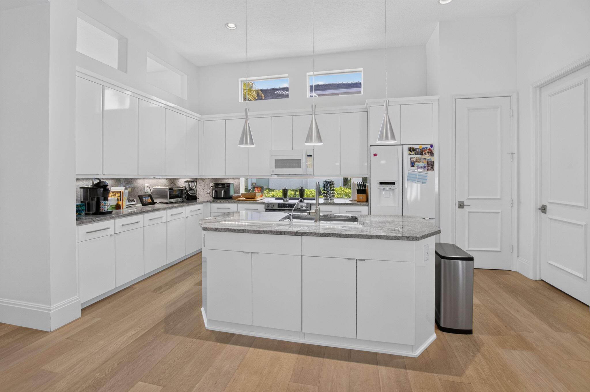 ADDISON RESERVE PARS 7 AND 8 - Residential