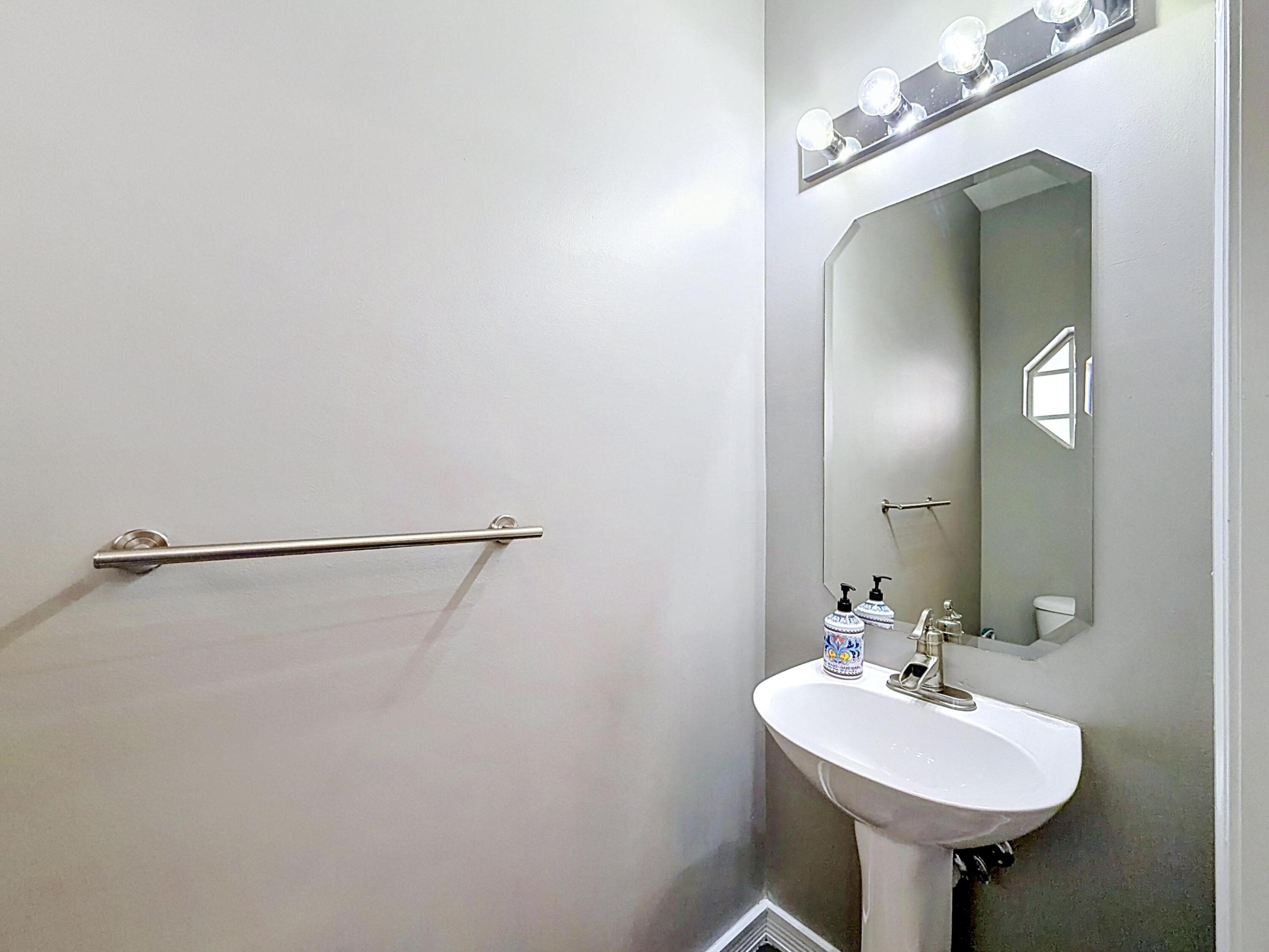 MIZNER POINTE OF BOCA VIA ANCHO - Residential