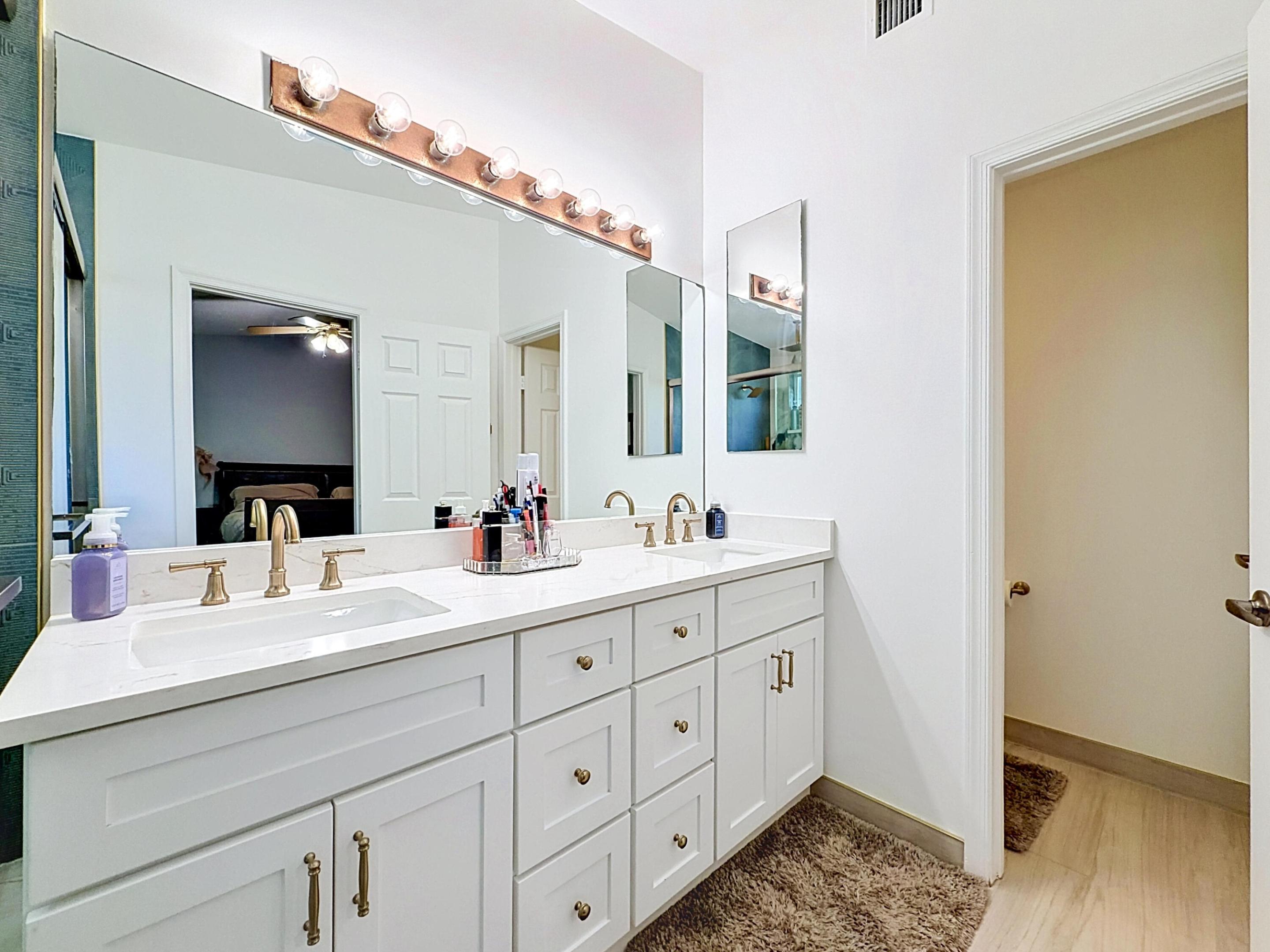 MIZNER POINTE OF BOCA VIA ANCHO - Residential