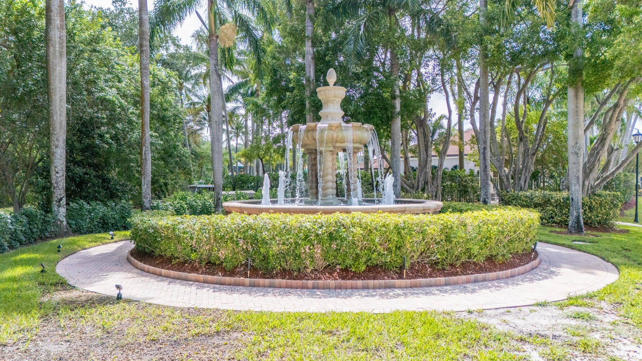 MIZNER POINTE OF BOCA VIA ANCHO - Residential
