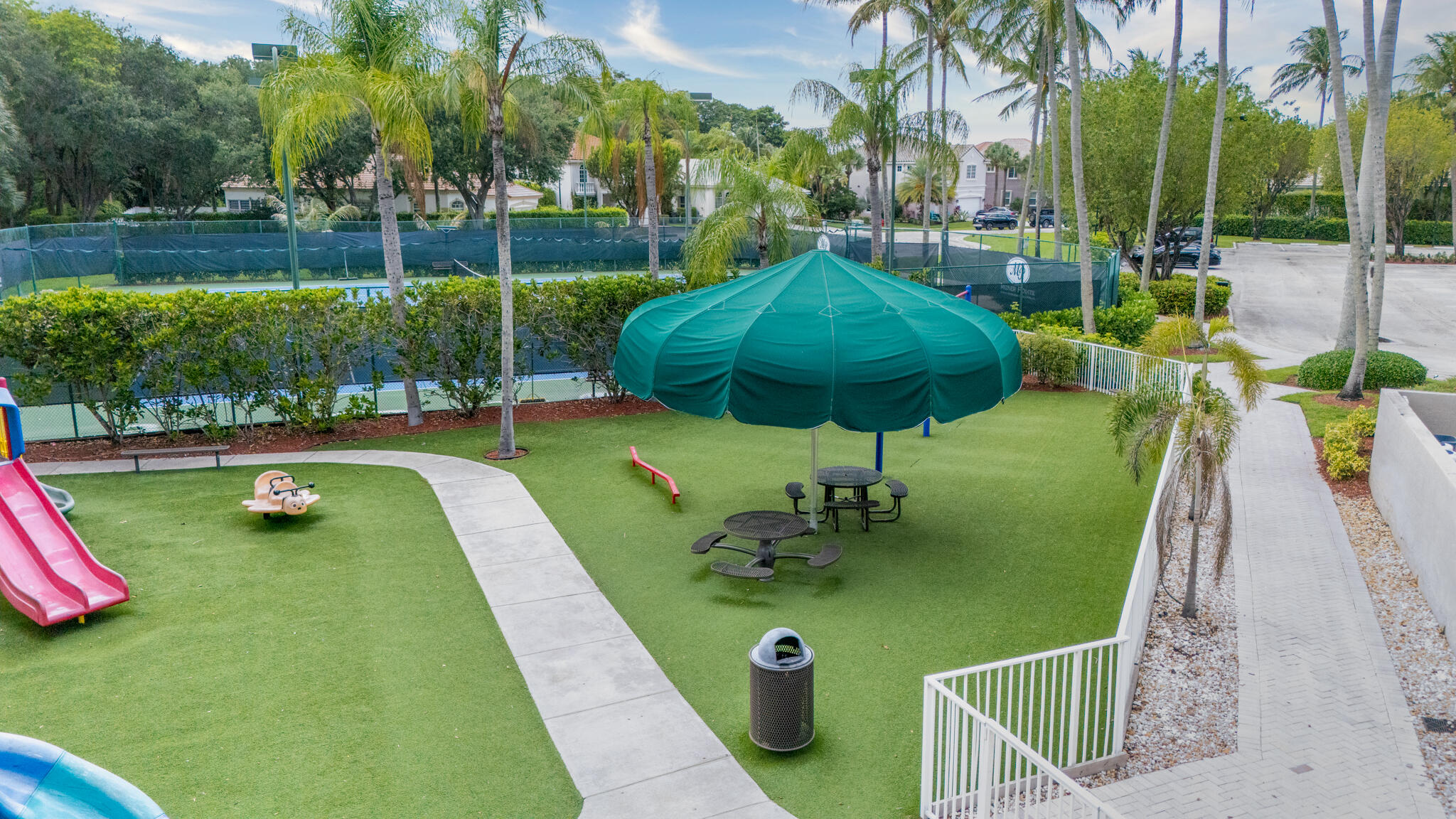 MIZNER POINTE OF BOCA VIA ANCHO - Residential