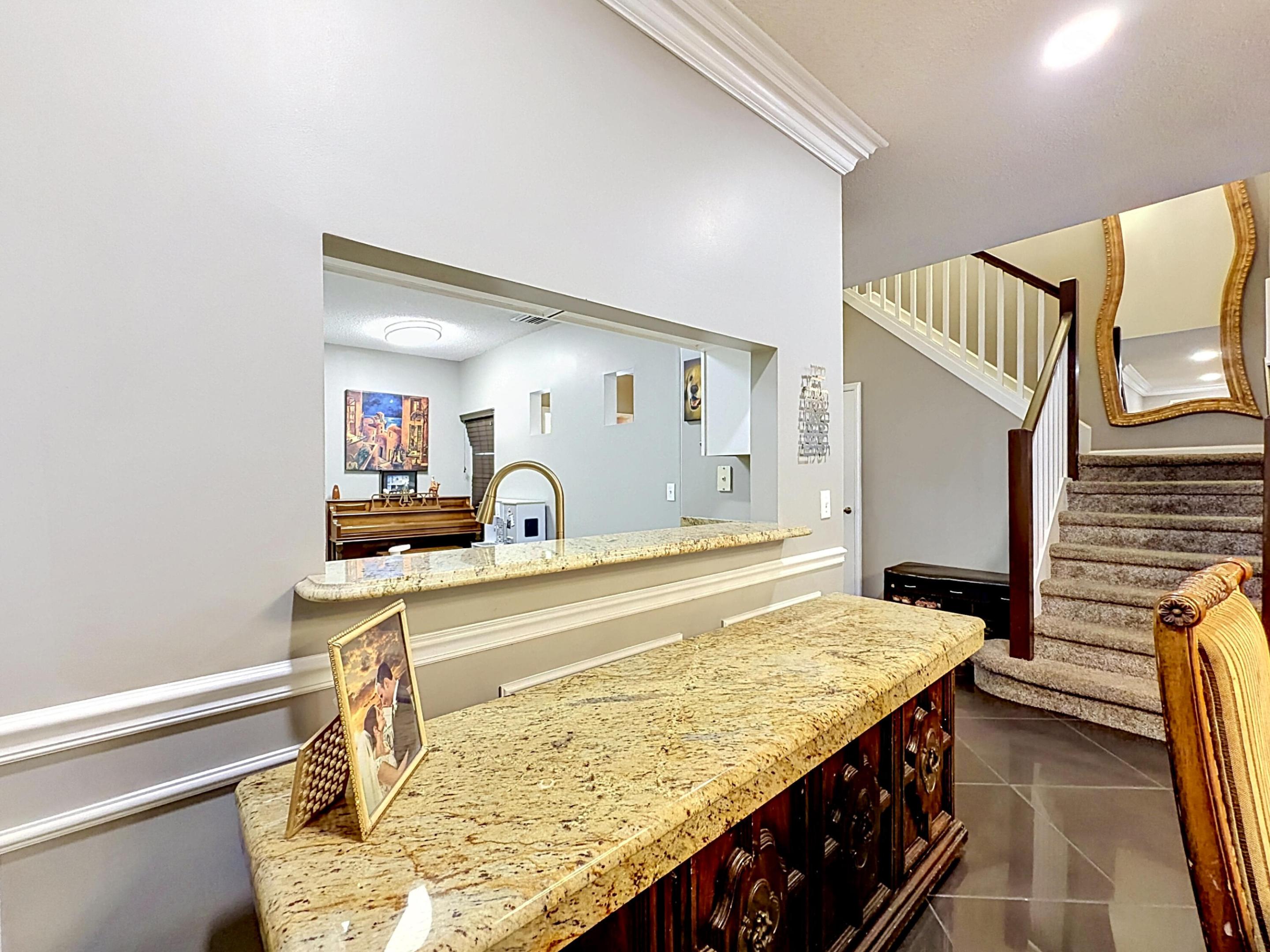 MIZNER POINTE OF BOCA VIA ANCHO - Residential