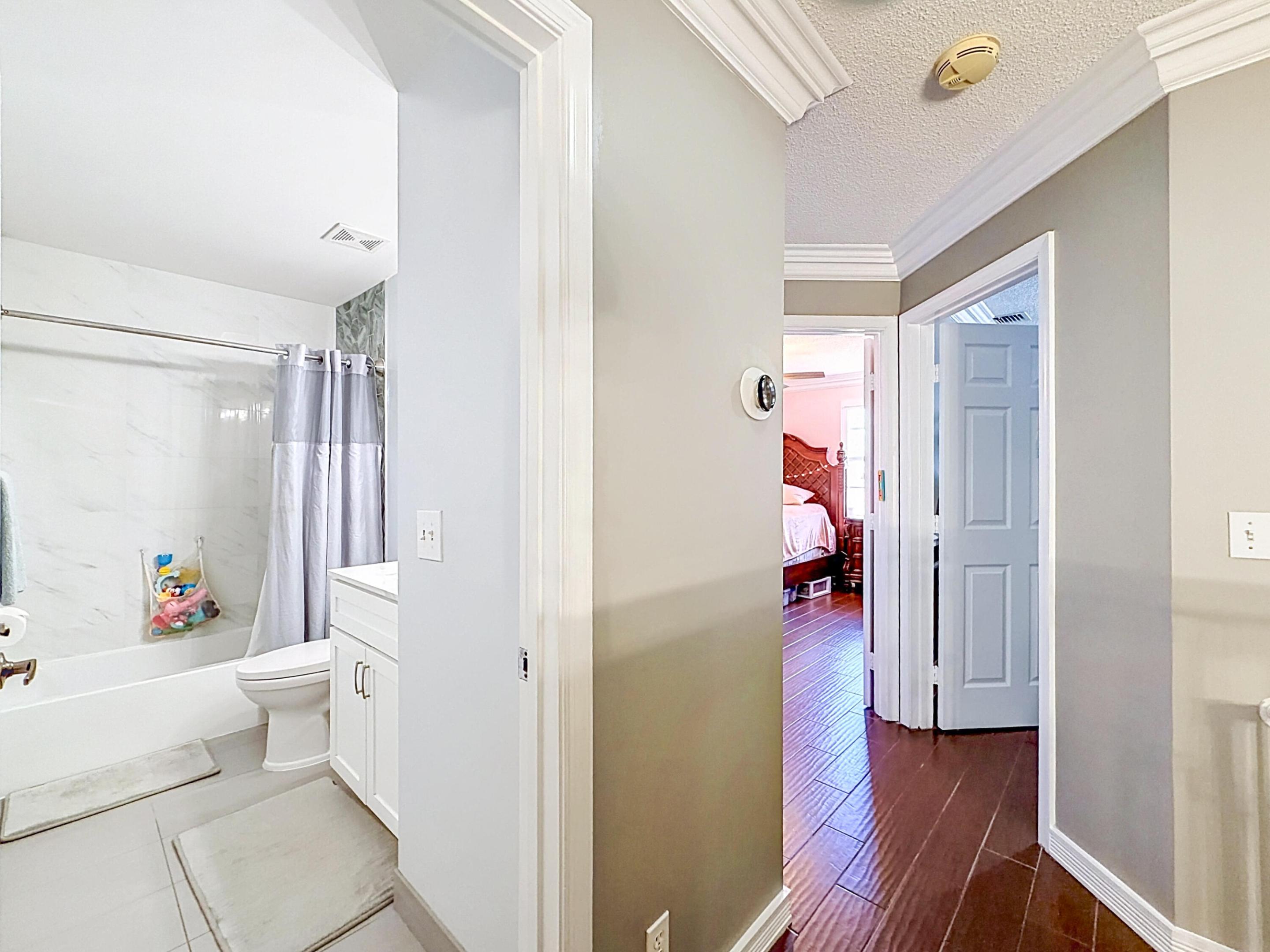 MIZNER POINTE OF BOCA VIA ANCHO - Residential