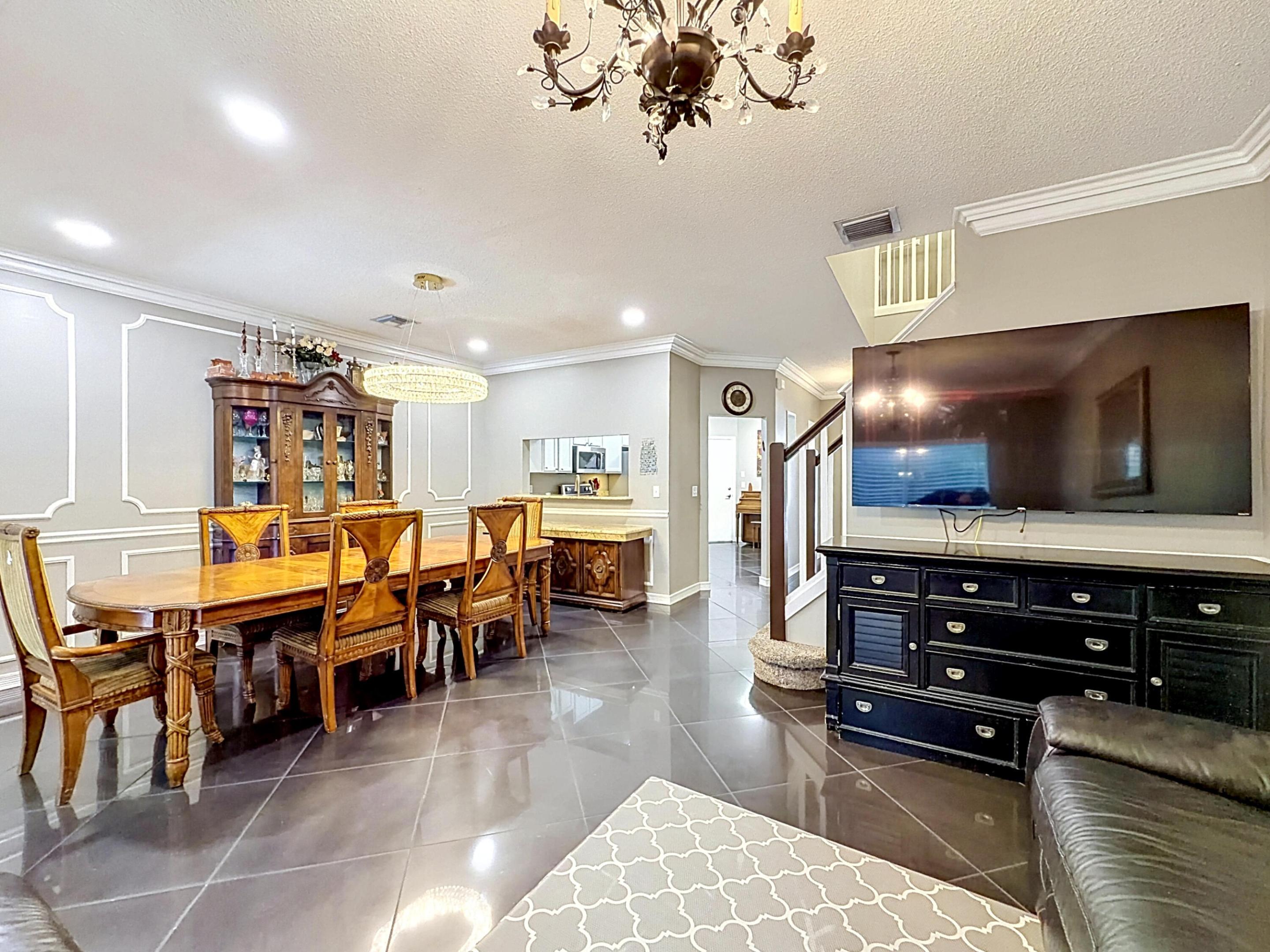 MIZNER POINTE OF BOCA VIA ANCHO - Residential