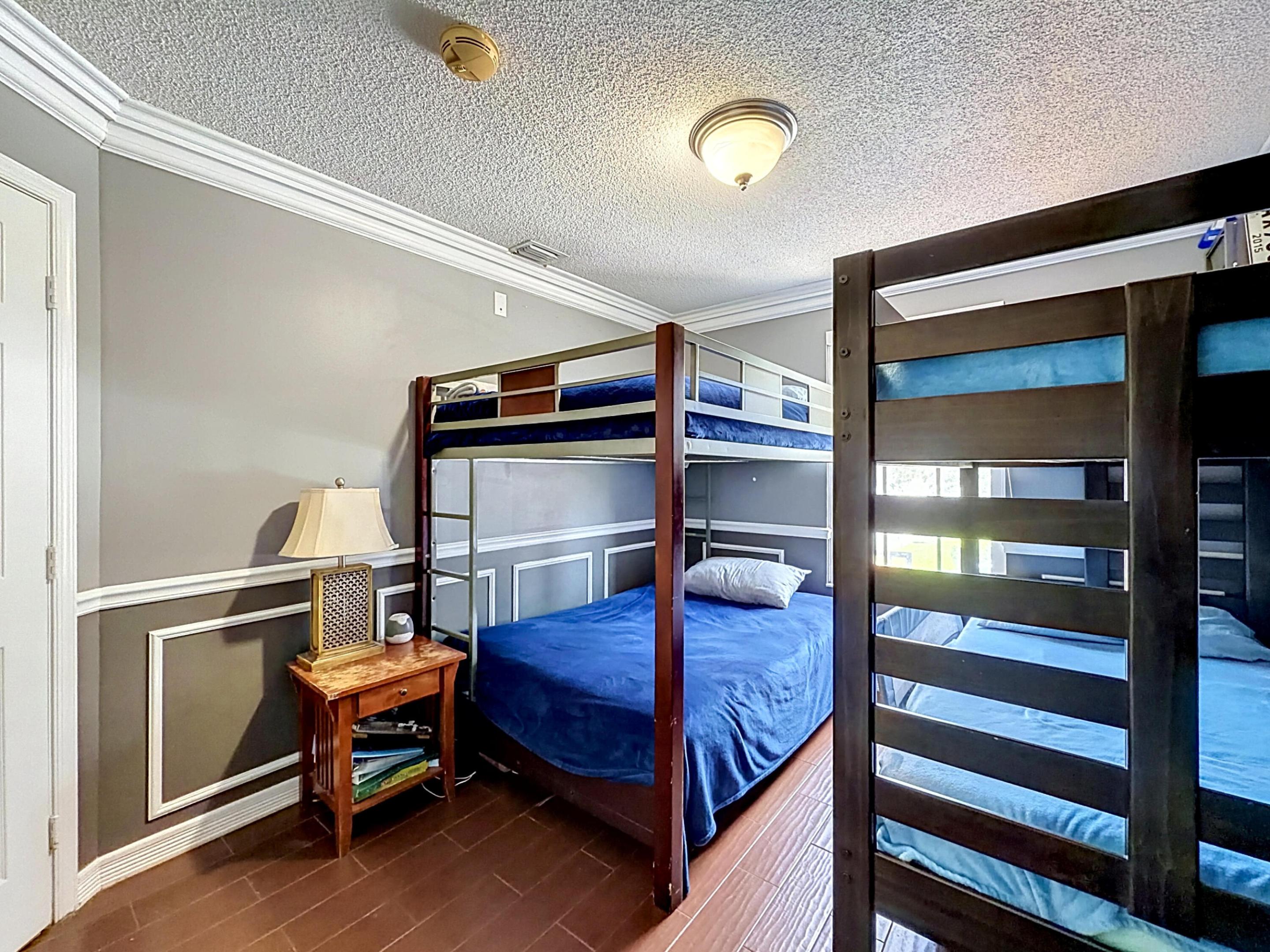 MIZNER POINTE OF BOCA VIA ANCHO - Residential