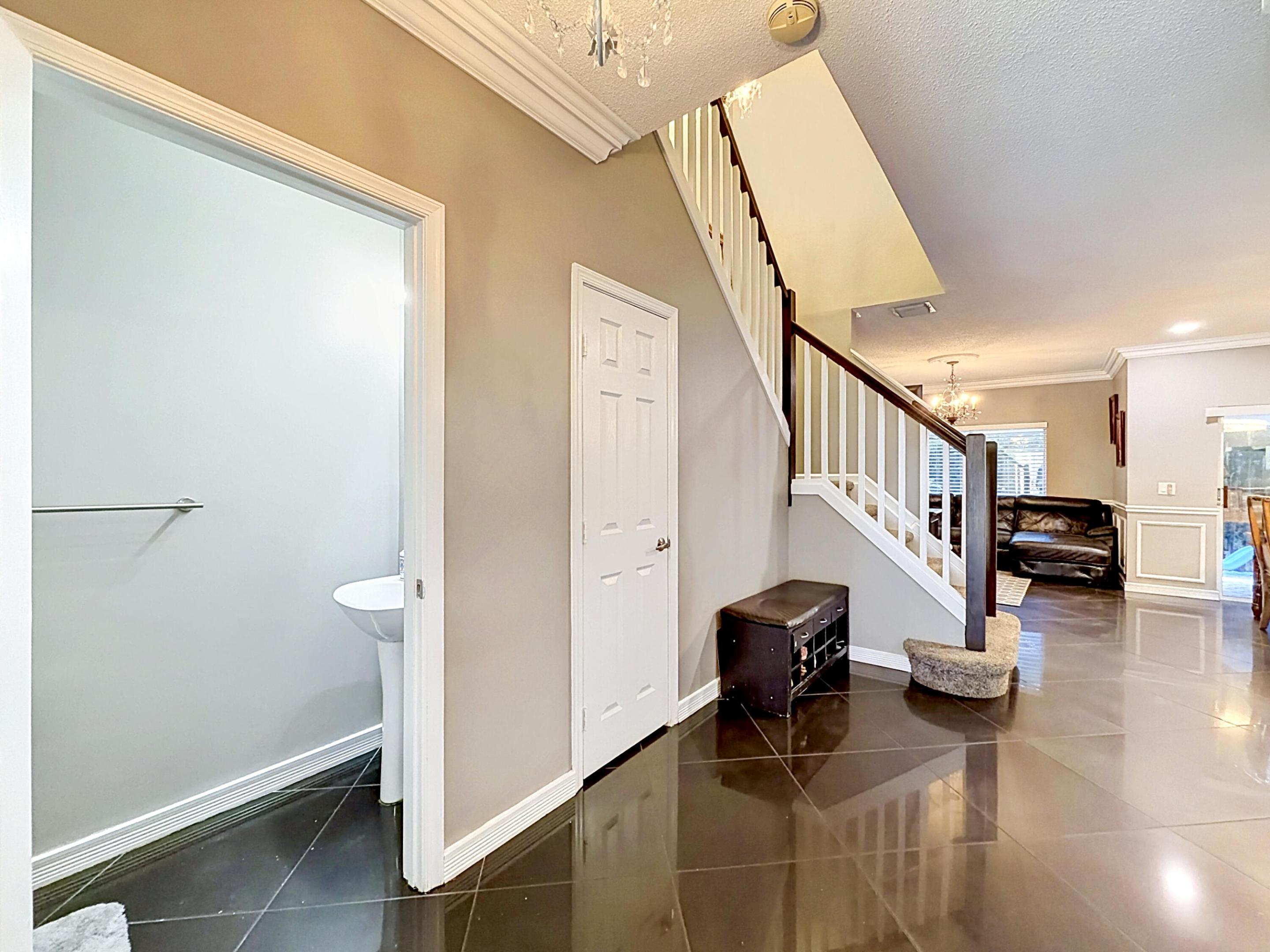 MIZNER POINTE OF BOCA VIA ANCHO - Residential