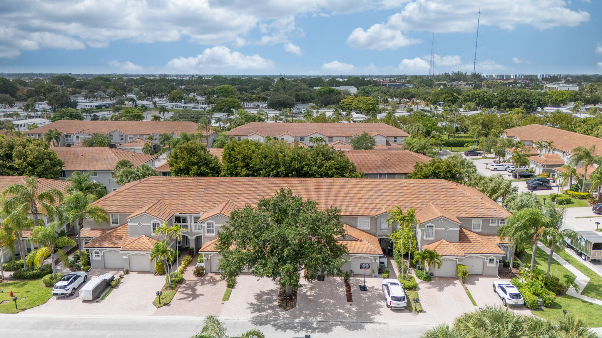 MIZNER POINTE OF BOCA VIA ANCHO - Residential