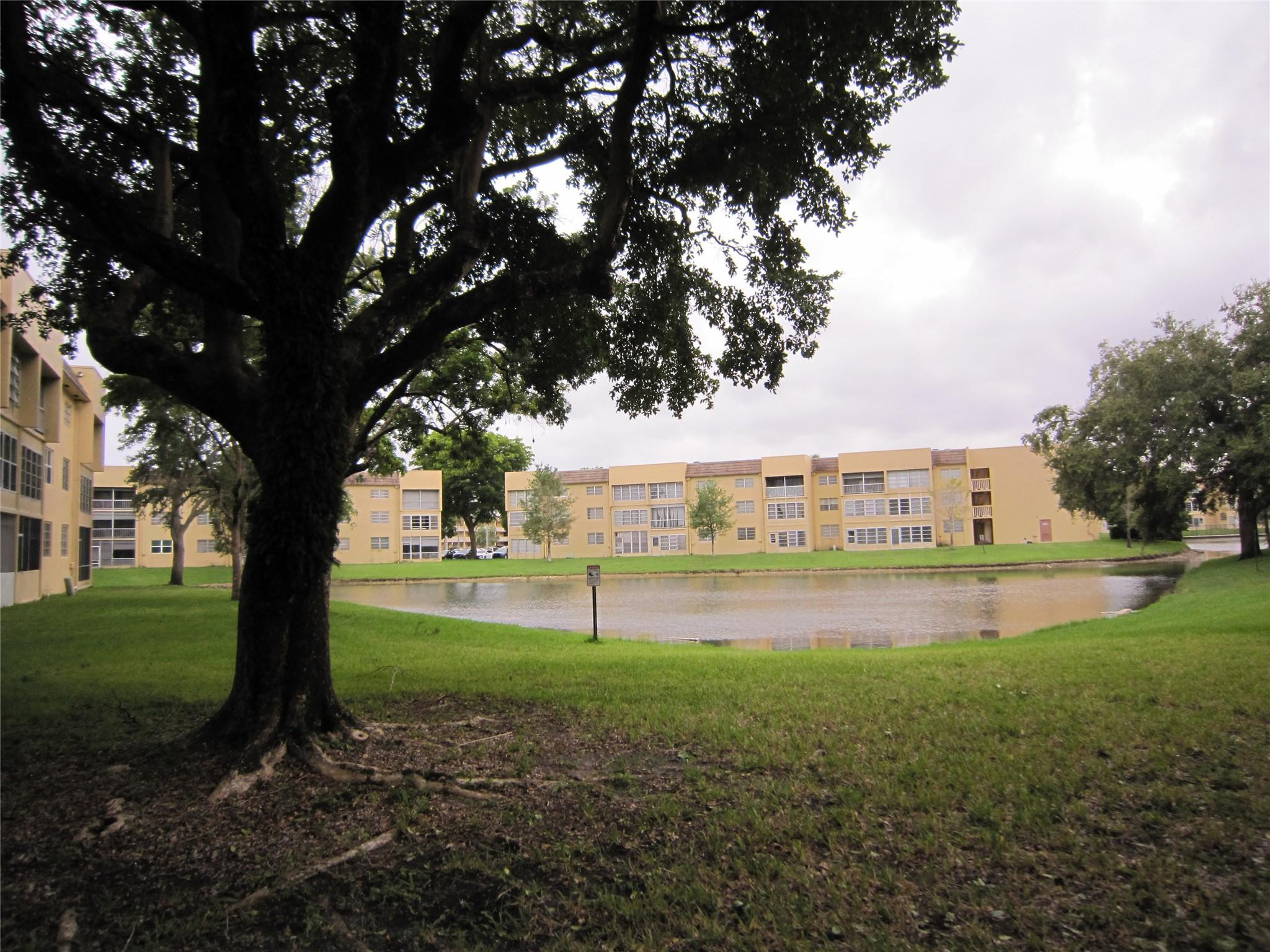 Bermuda Club Bldg 11 - Residential