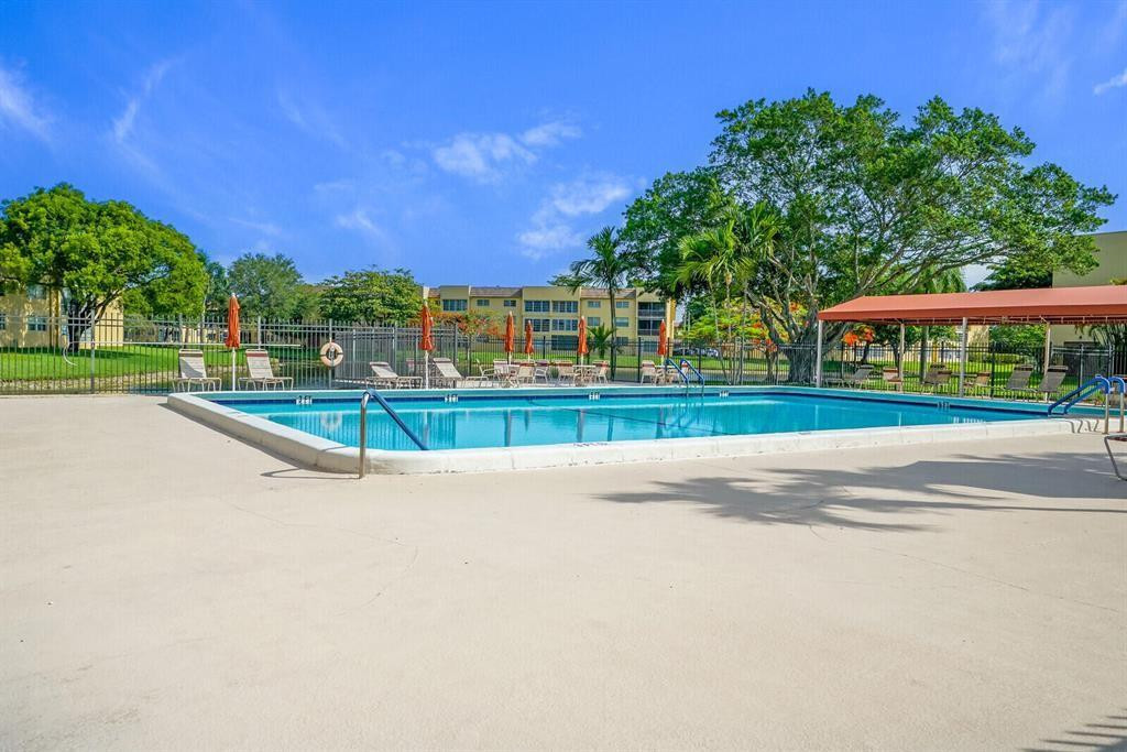 Bermuda Club Bldg 11 - Residential