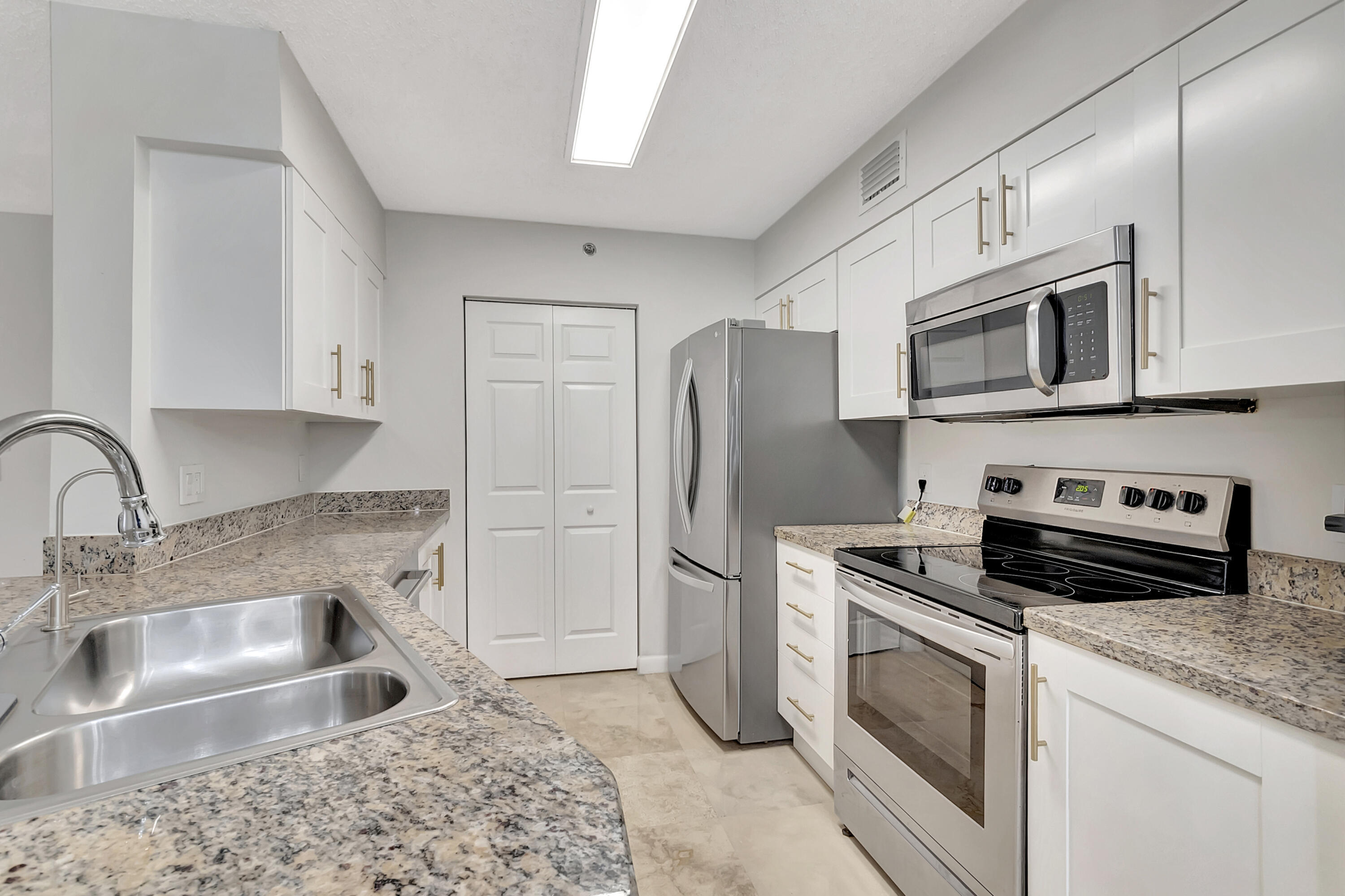 BOCAR CONDO - Residential Lease