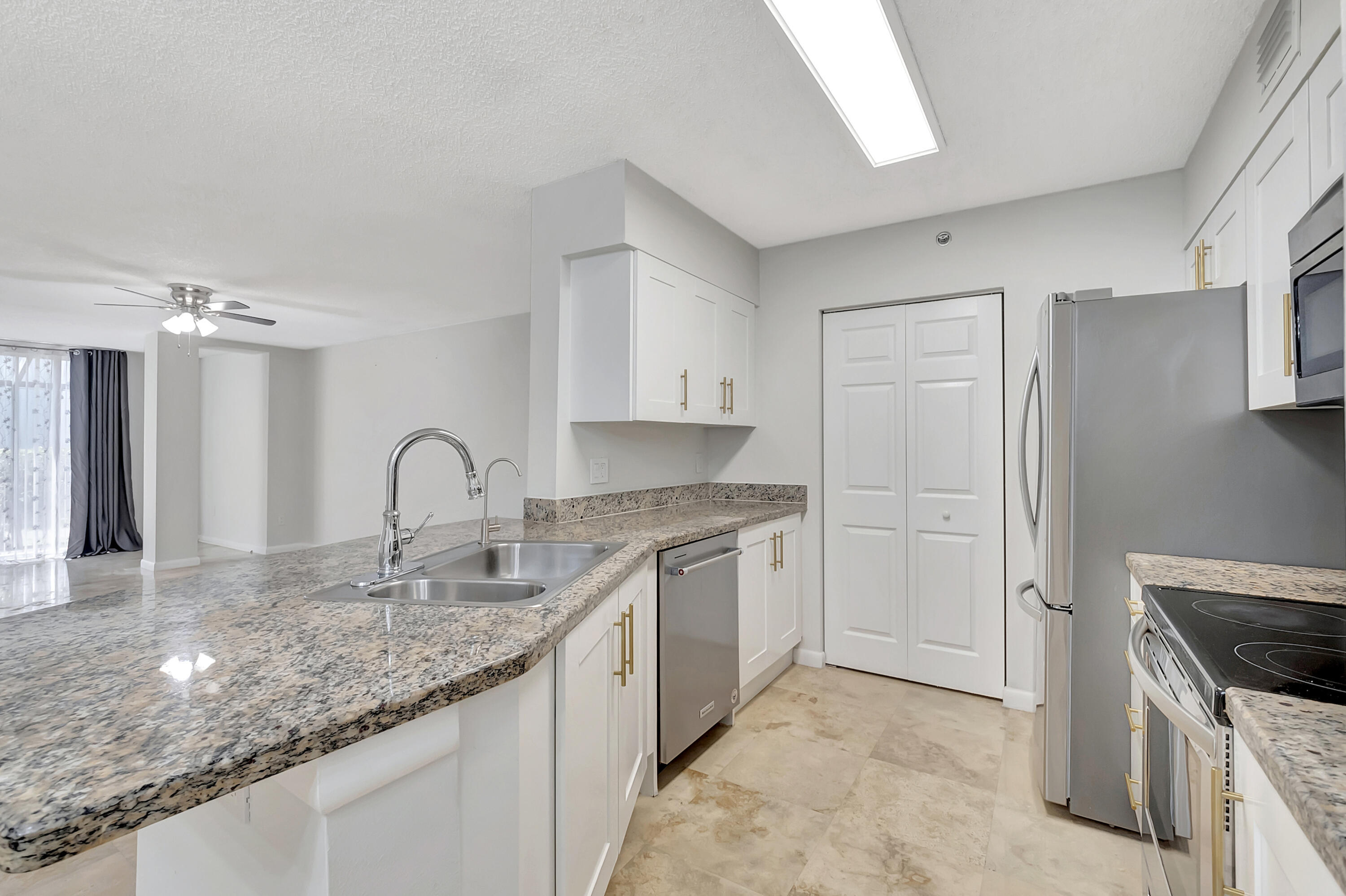 BOCAR CONDO - Residential Lease