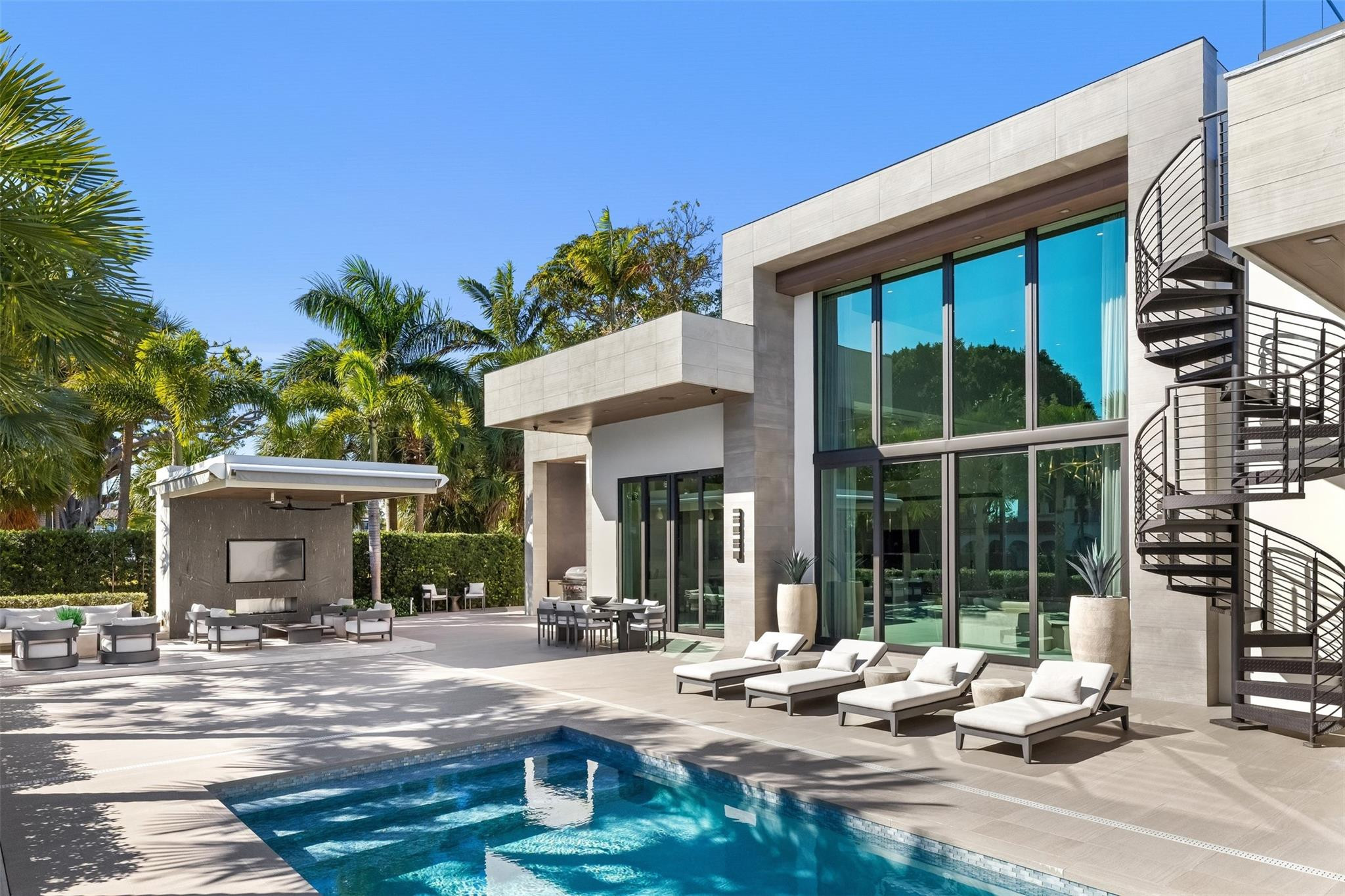 RIVIERA - Residential
