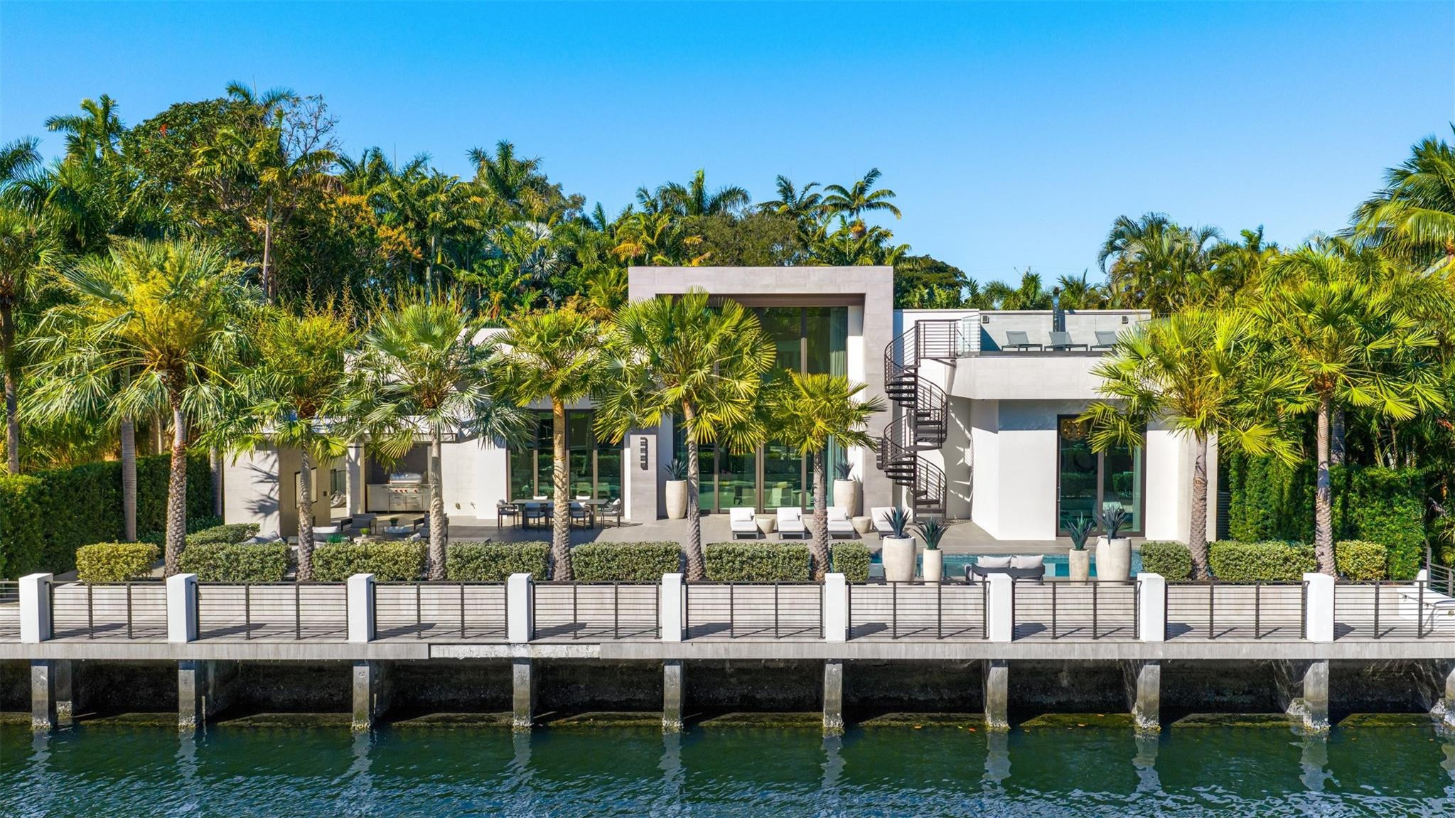 RIVIERA - Residential