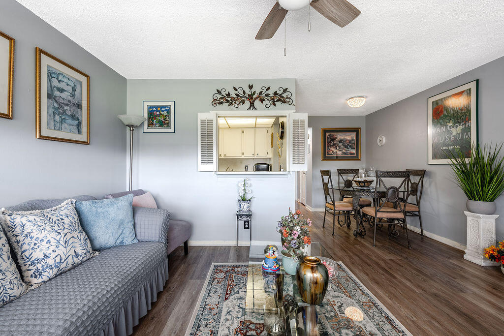 WINDSOR CONDOS - Residential