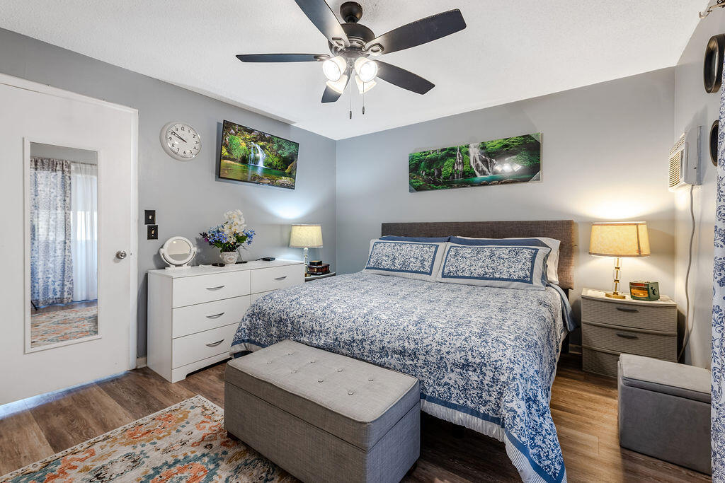 WINDSOR CONDOS - Residential