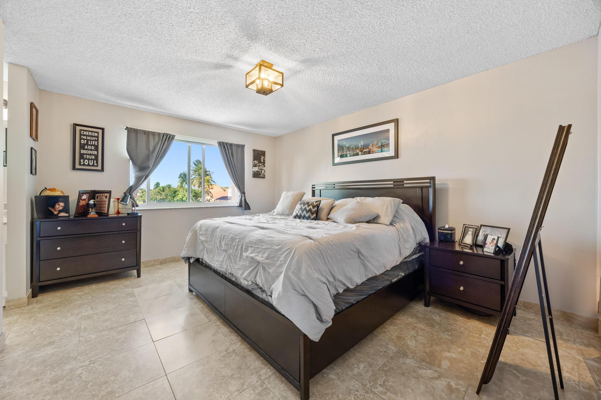 LAKESIDE SOUTH PHASE 2 - Residential