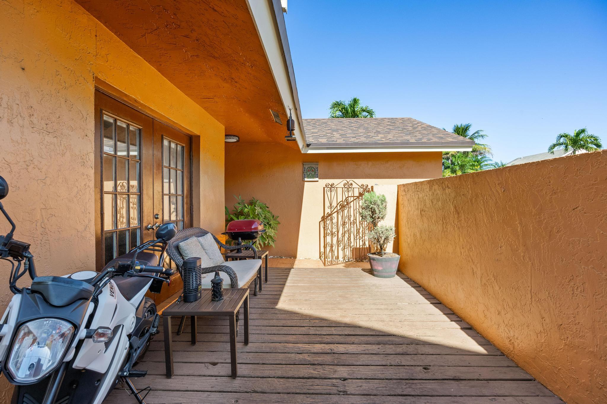 LAKESIDE SOUTH PHASE 2 - Residential