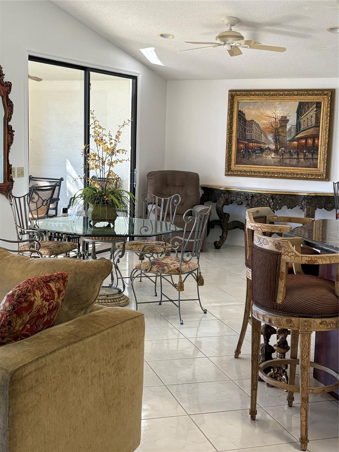 GLENEAGLES 6 - Residential Lease