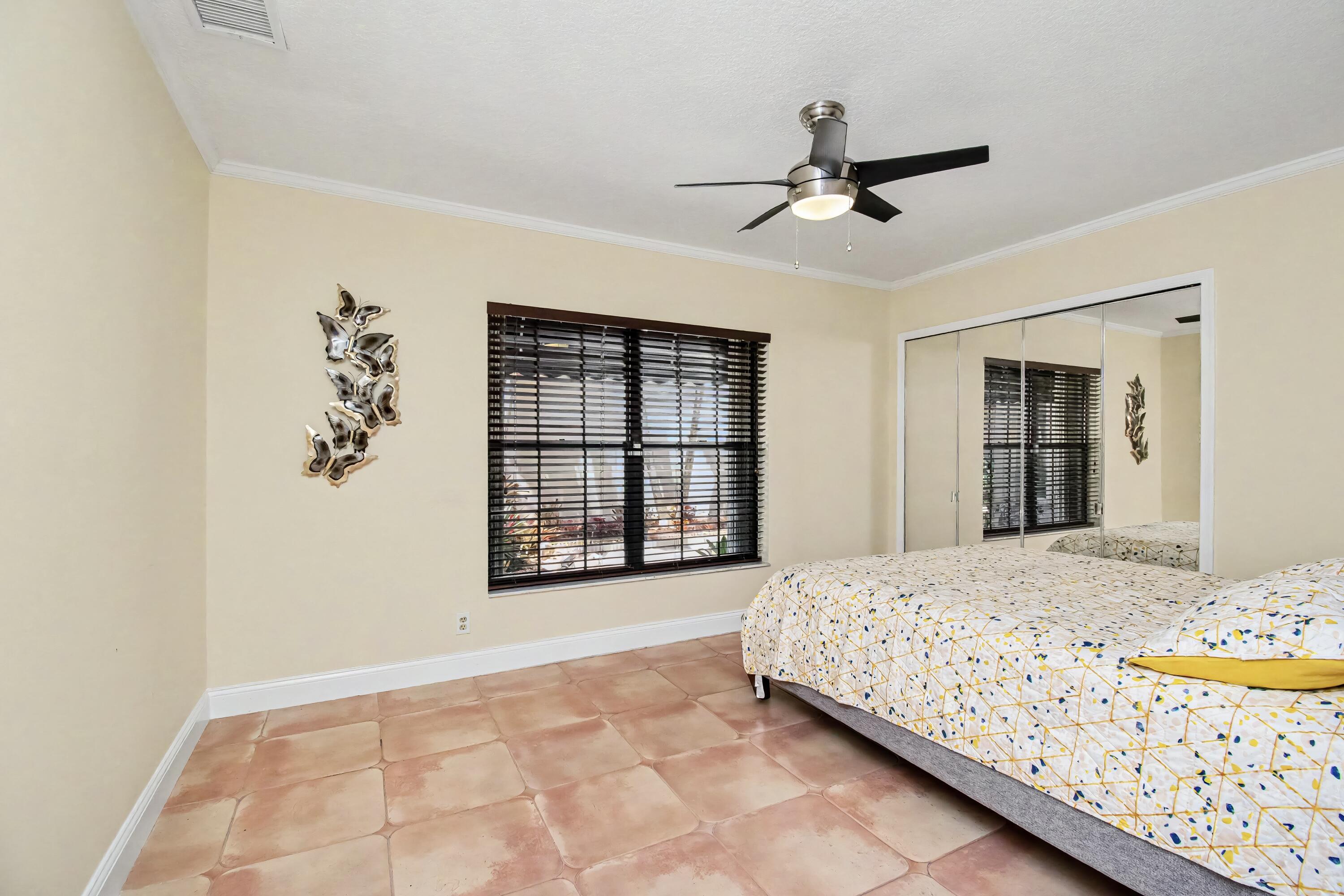 TOWN PLACE CLUB VILLAS - Residential