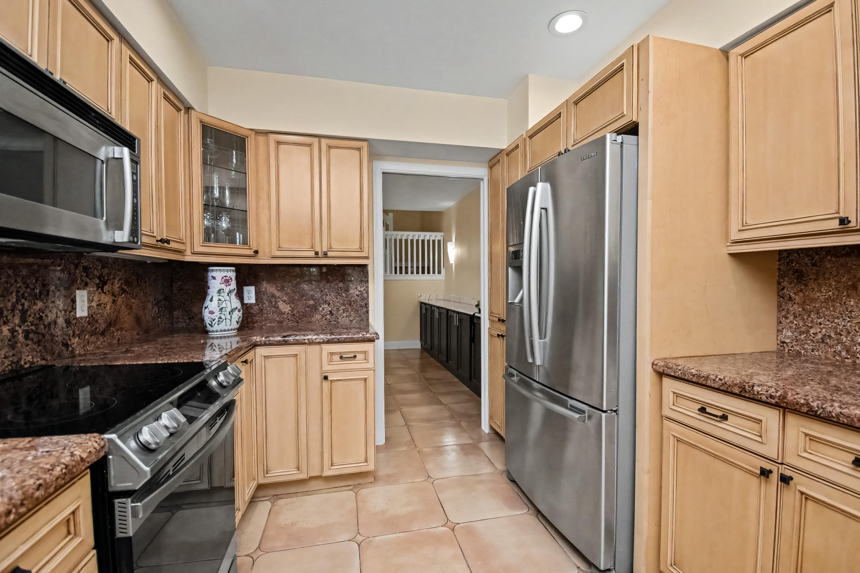 TOWN PLACE CLUB VILLAS - Residential
