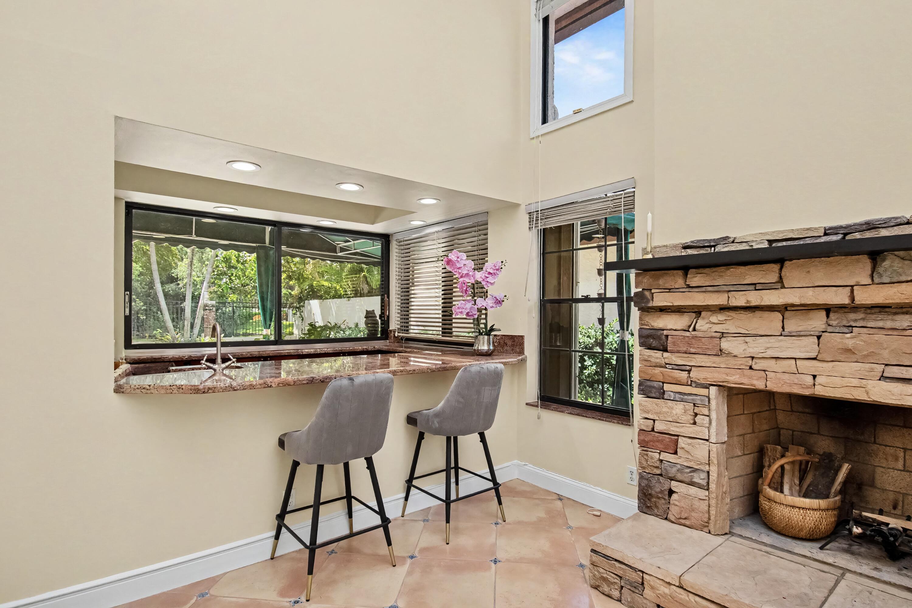 TOWN PLACE CLUB VILLAS - Residential