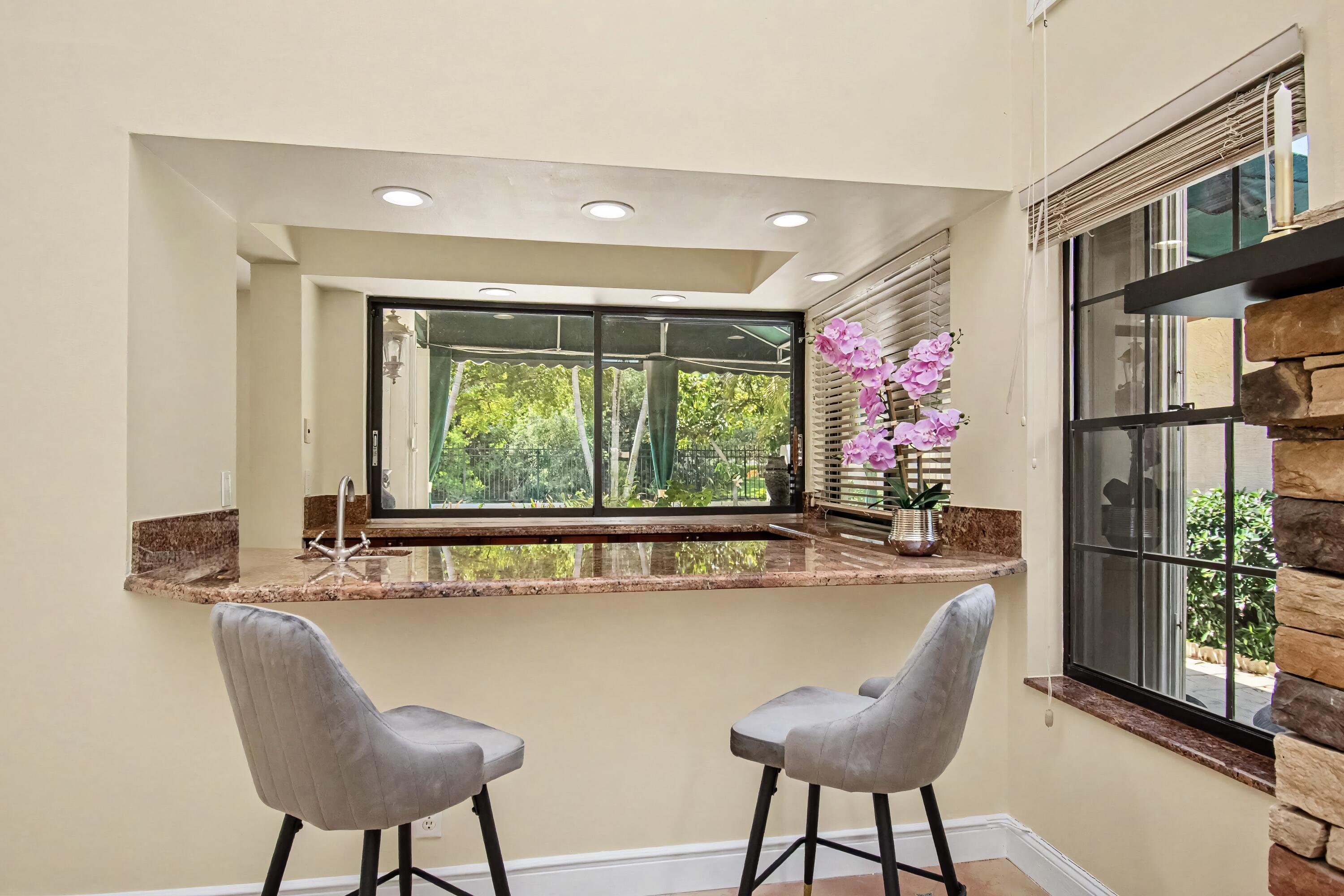 TOWN PLACE CLUB VILLAS - Residential