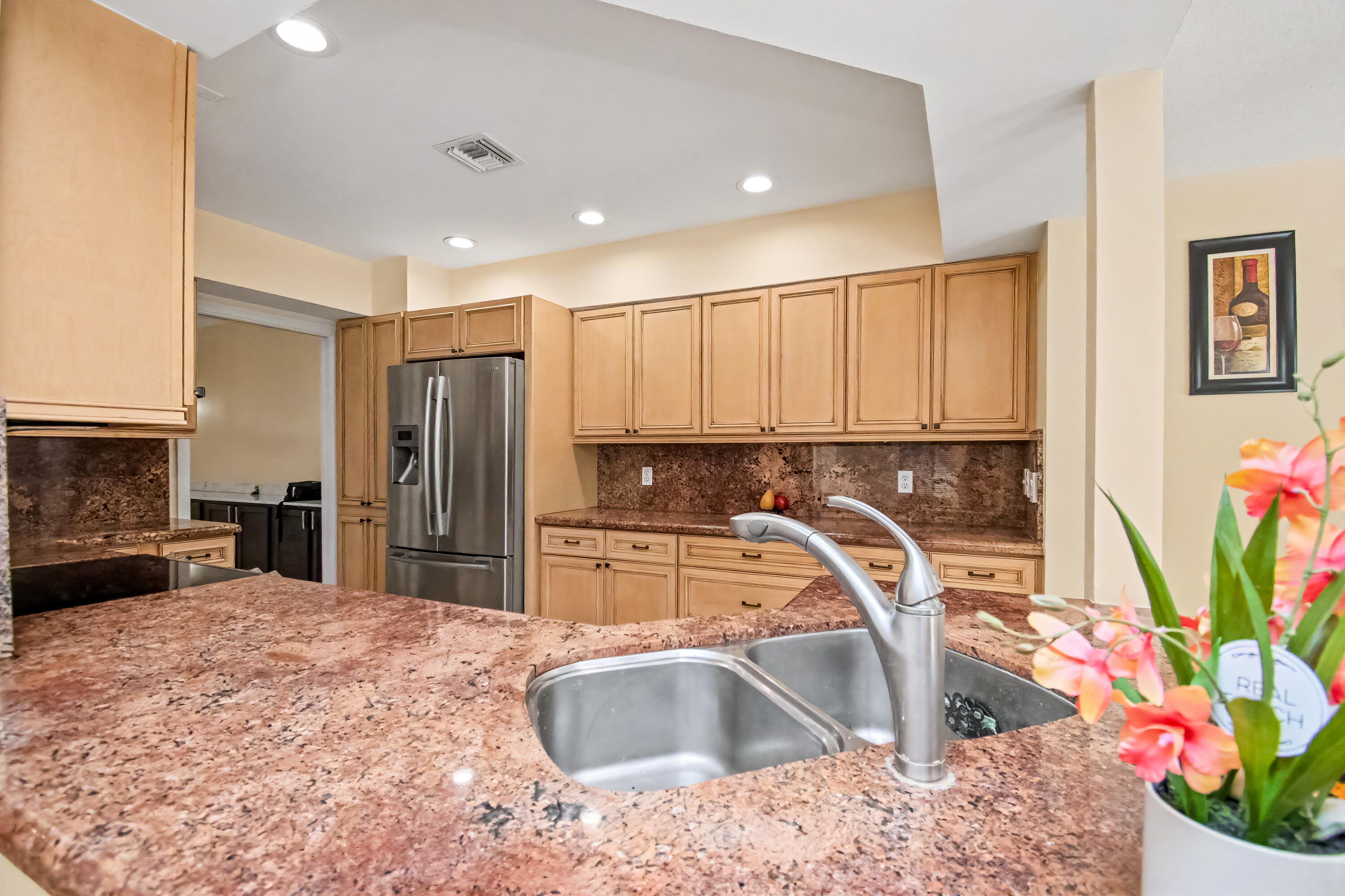 TOWN PLACE CLUB VILLAS - Residential