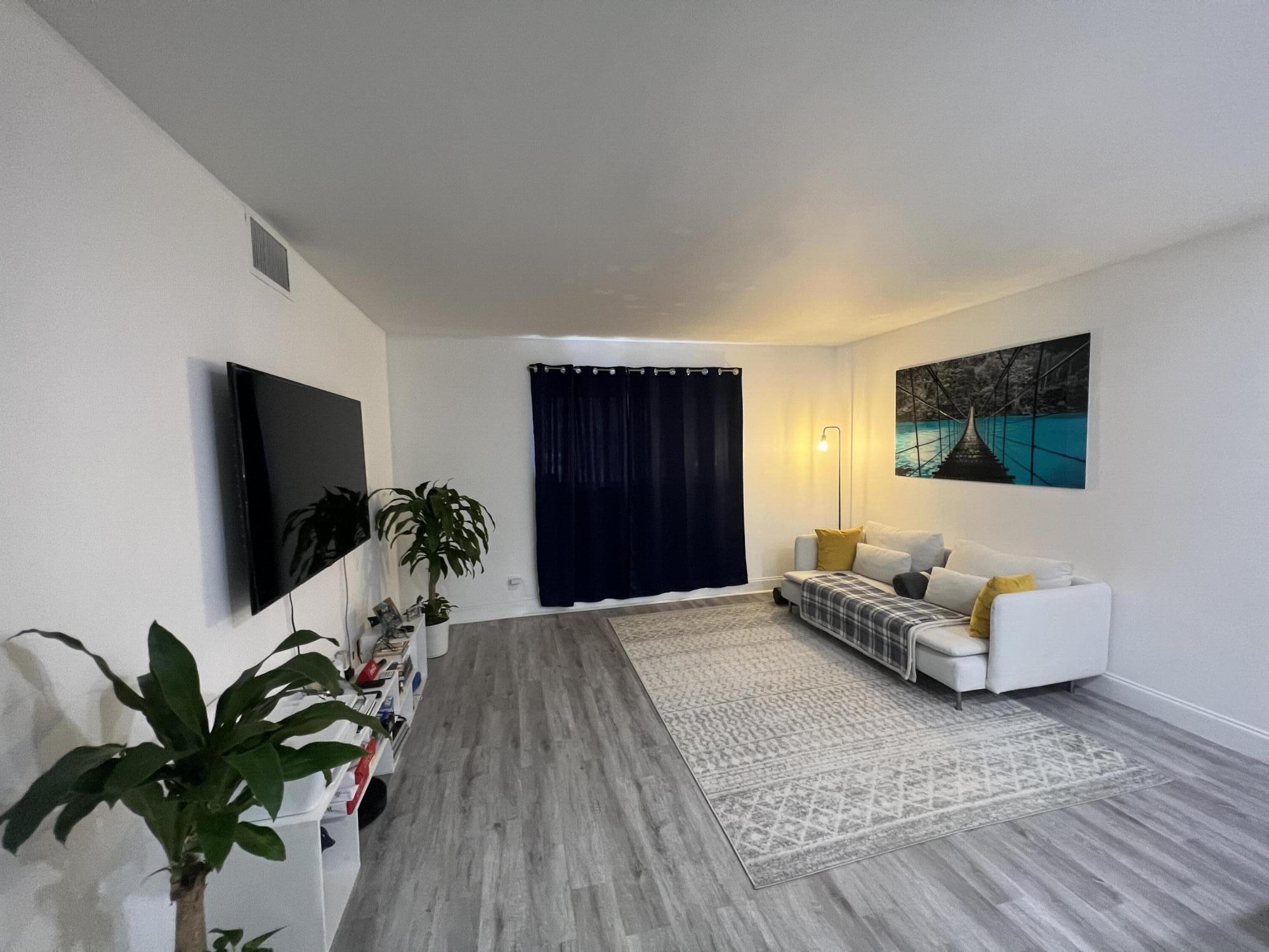 CENTRE HILL COURTS CONDO - Residential Lease