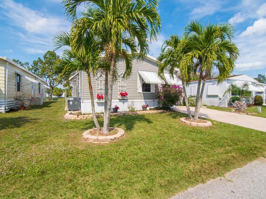 Spanish Lakes Golf Village - Residential