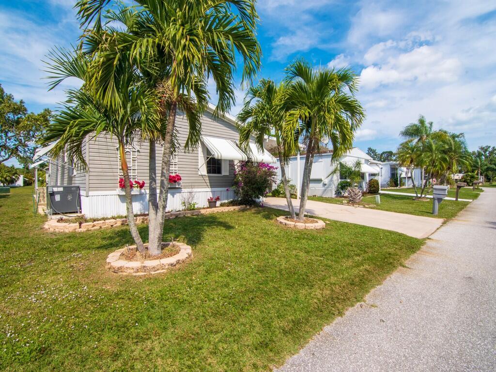 Spanish Lakes Golf Village - Residential