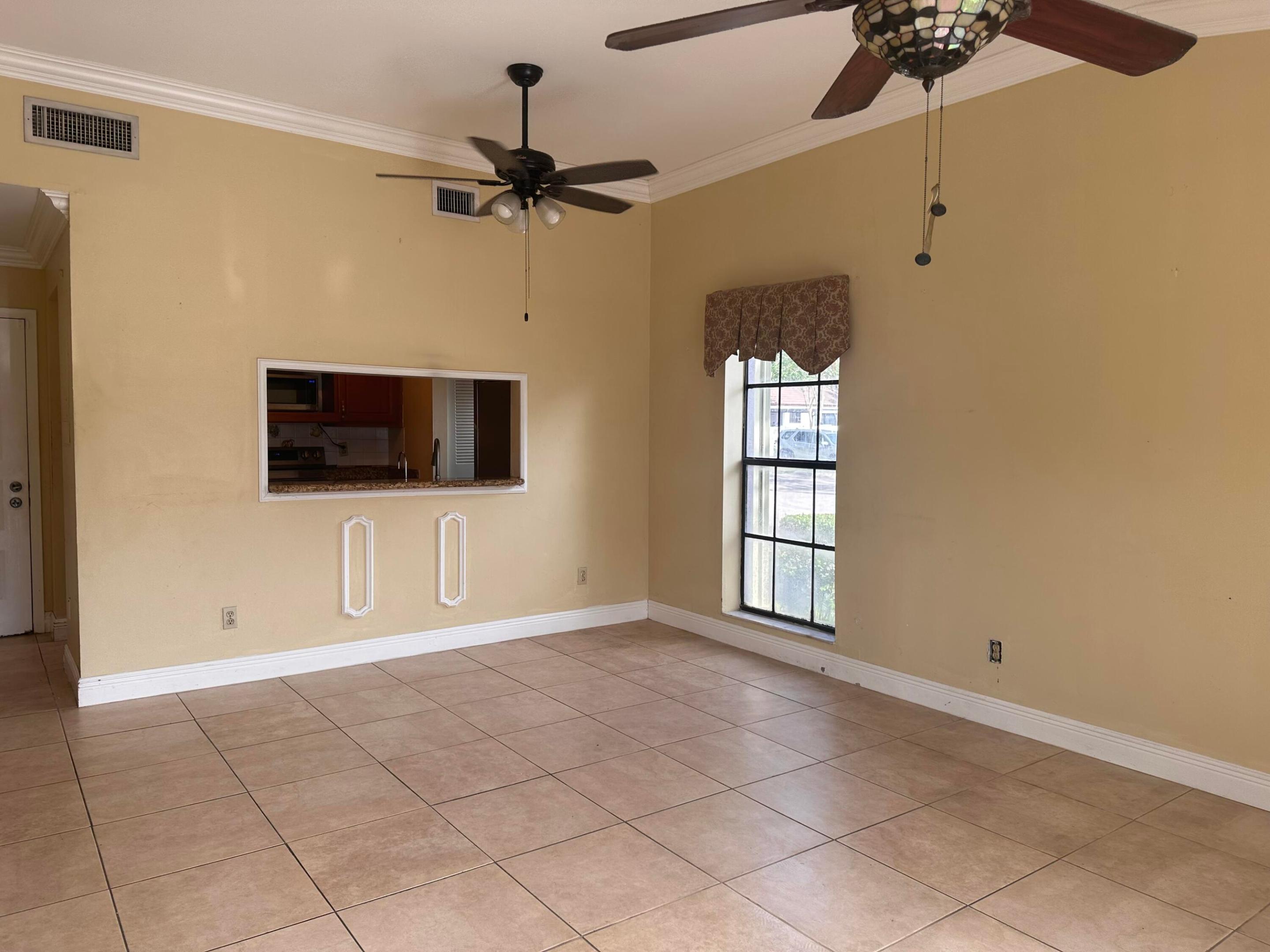 PEMBROKE LAKES SECTION EIGHT - Residential