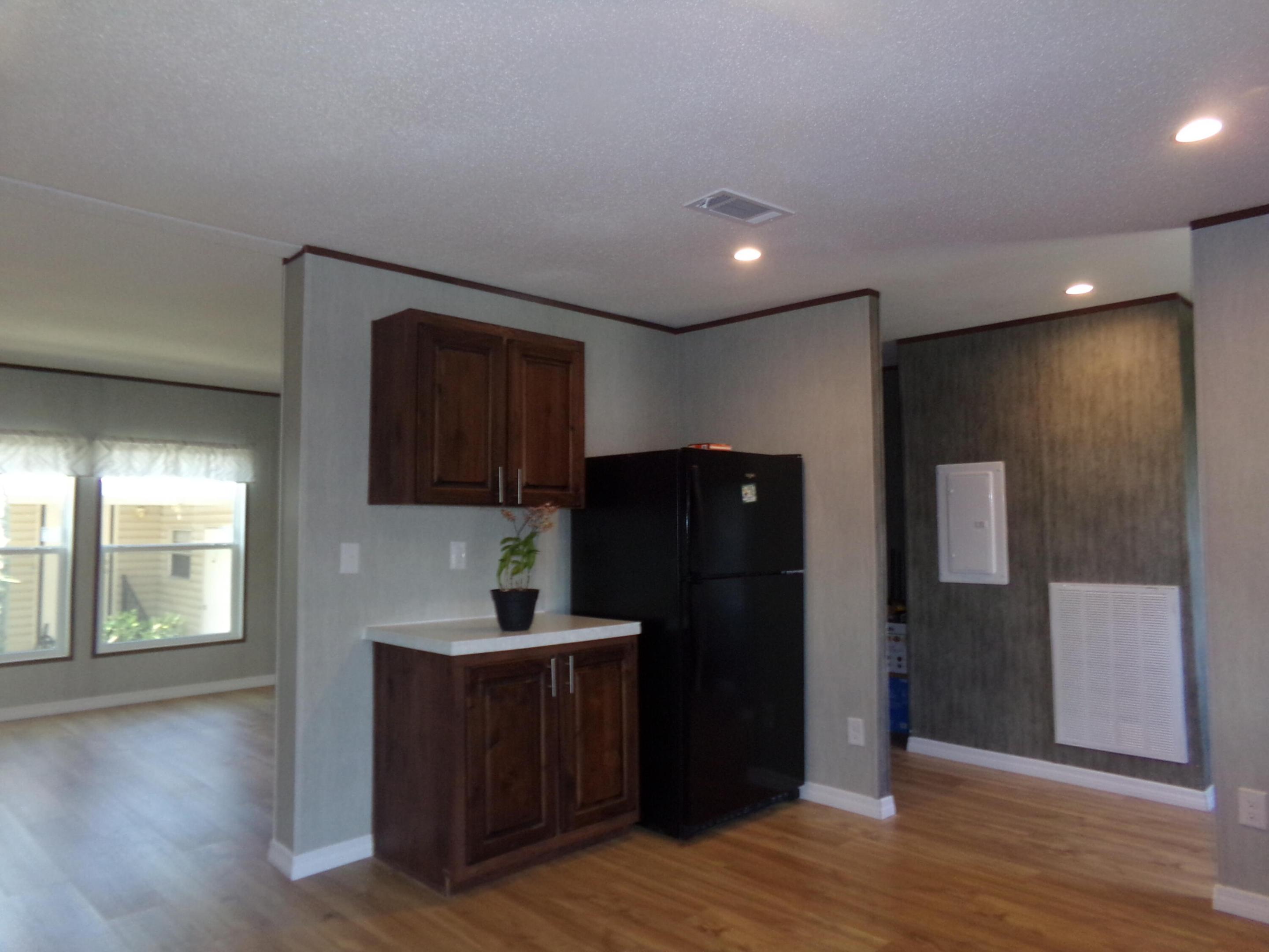 JAMAICA BAY MOBILE HOME CO OP - Residential