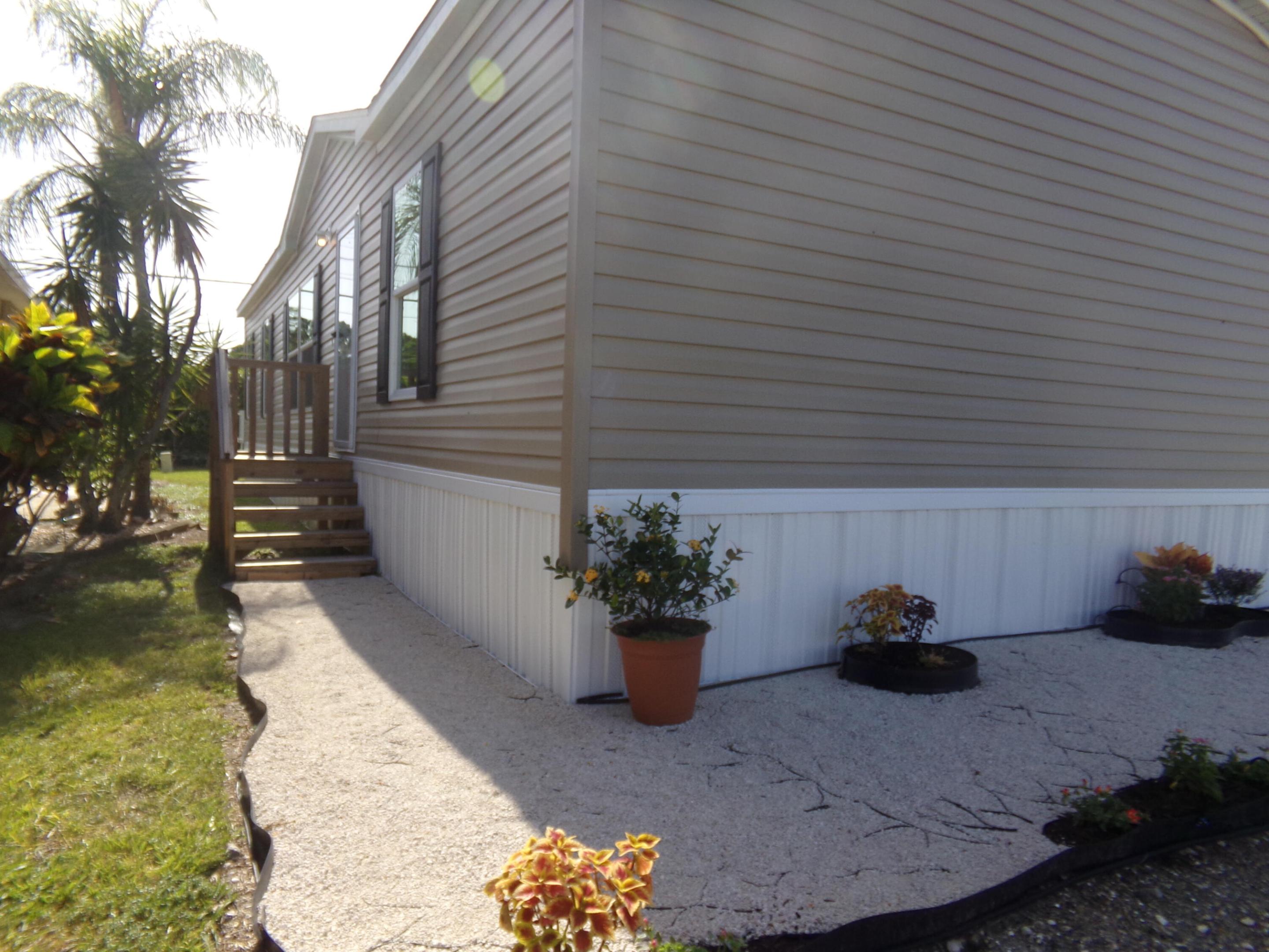 JAMAICA BAY MOBILE HOME CO OP - Residential