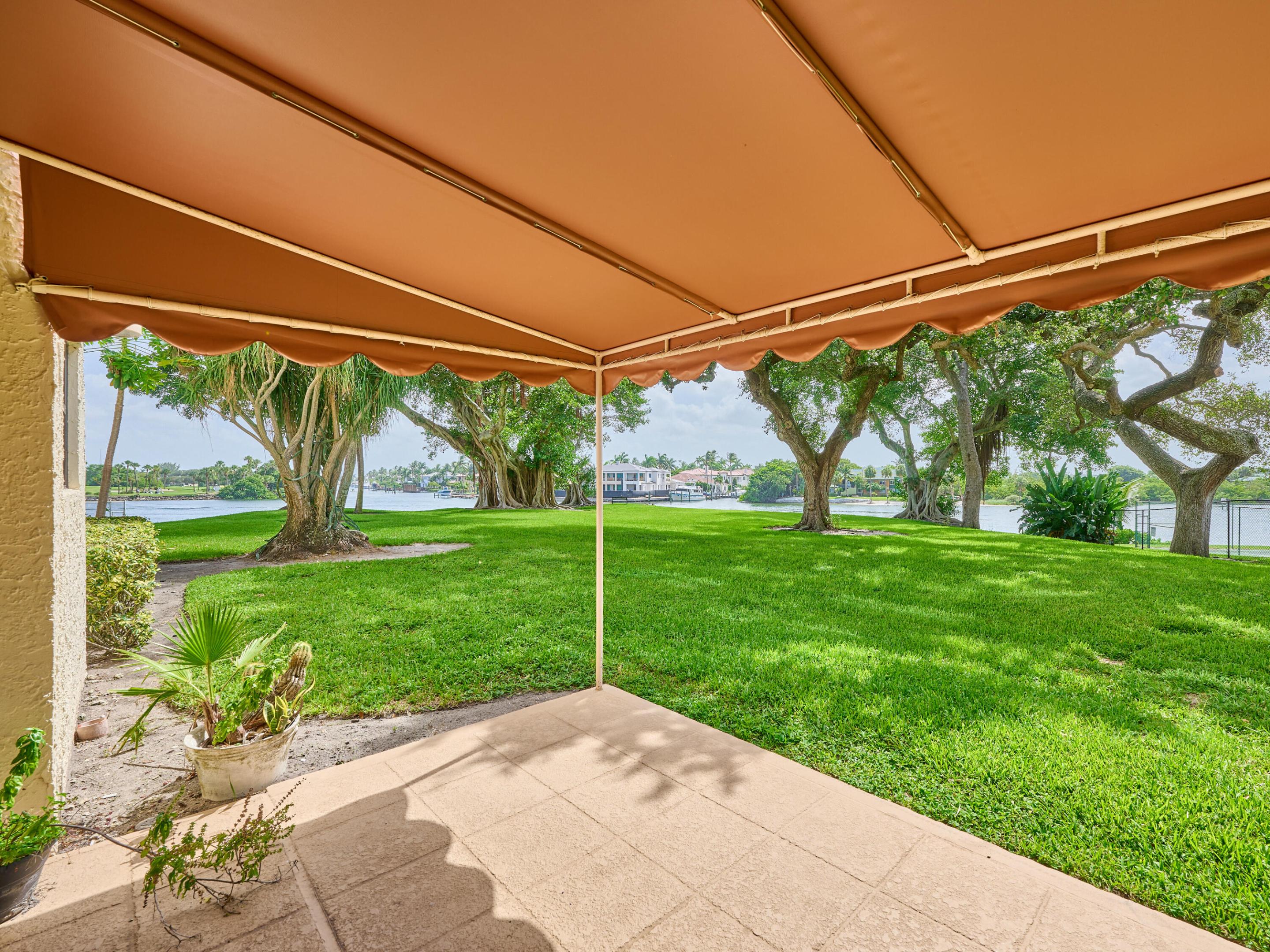 EVERGLADES OF NORTH PALM BEACH - Residential Lease