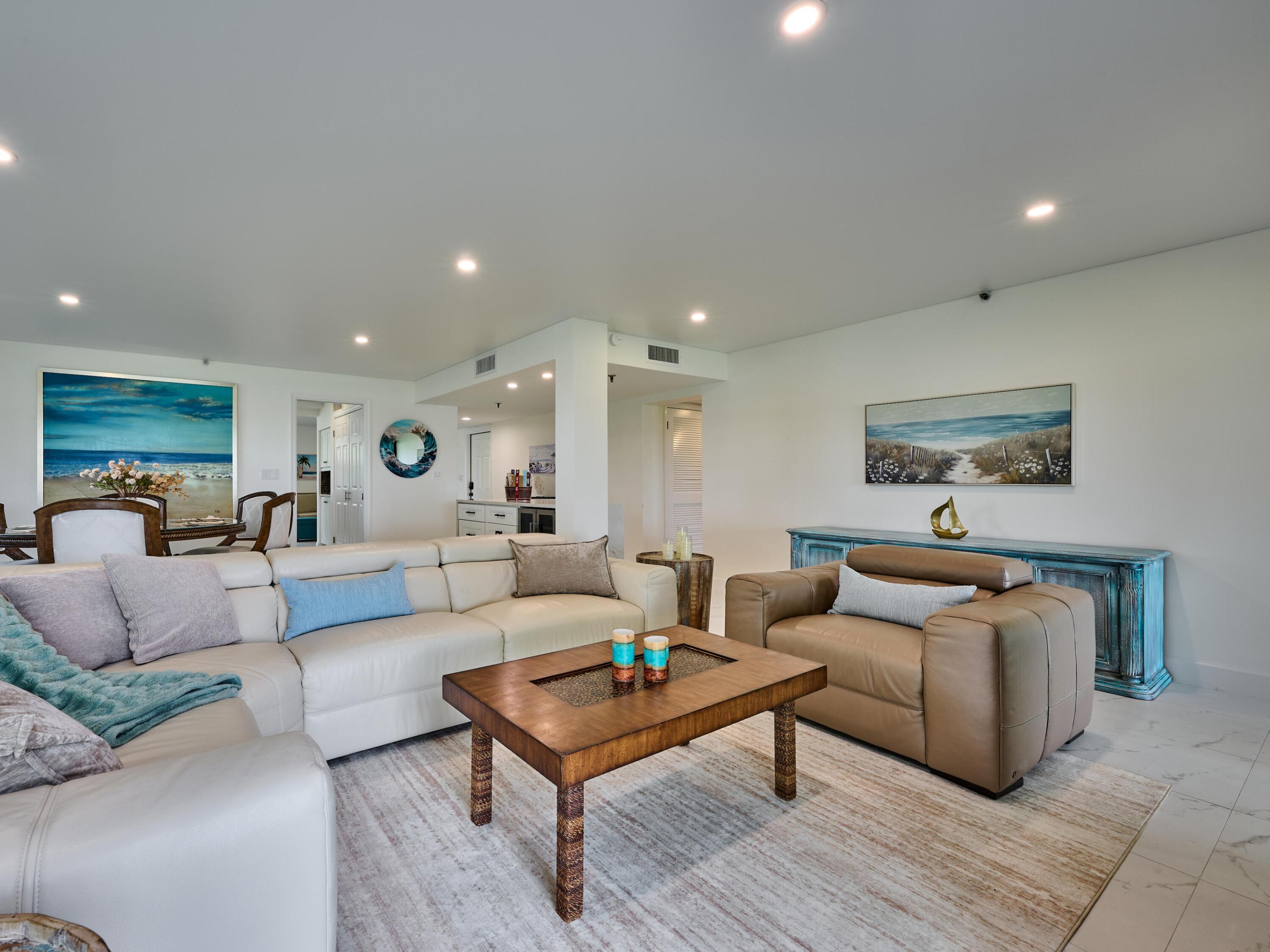 EVERGLADES OF NORTH PALM BEACH - Residential Lease