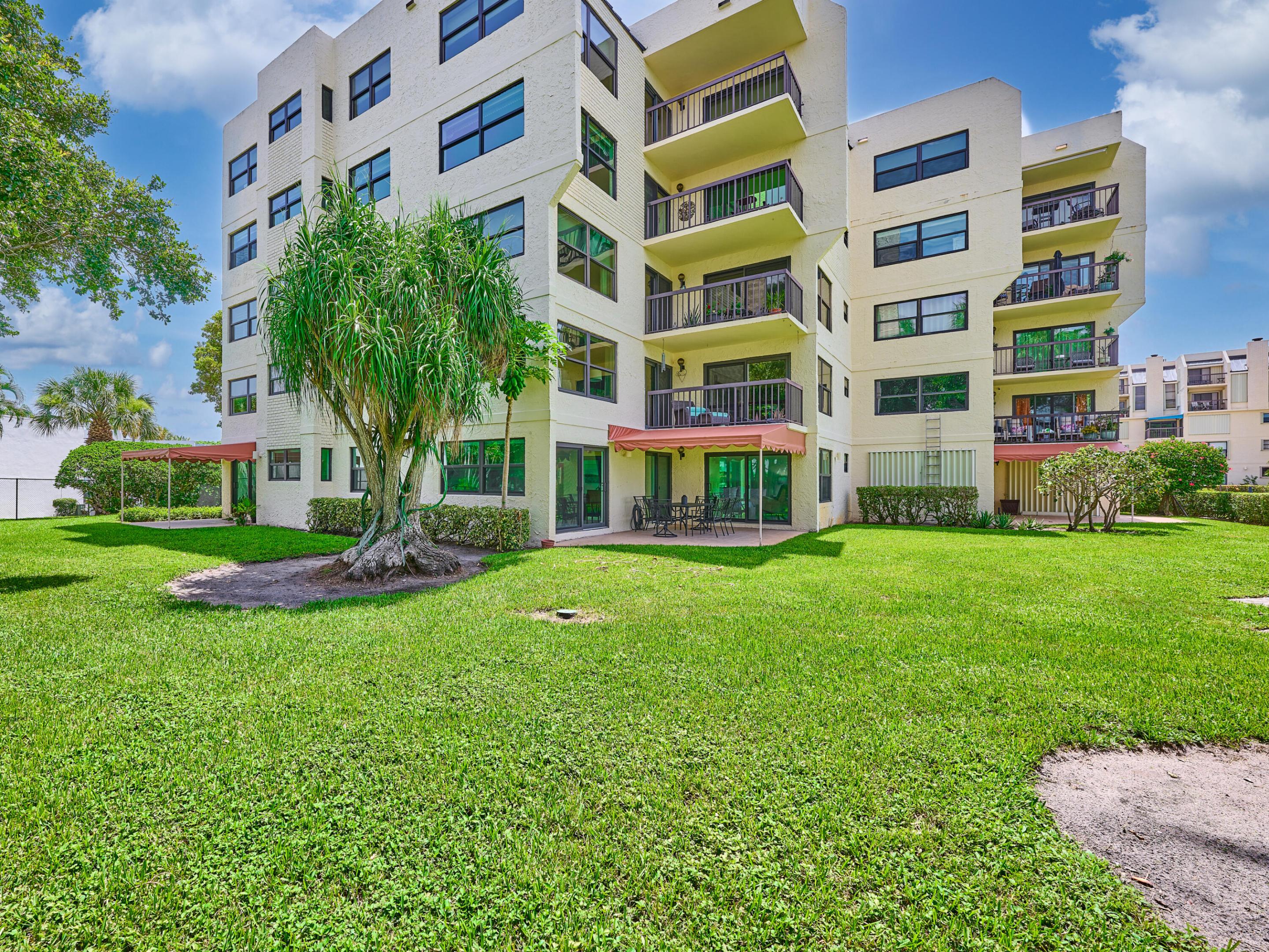 EVERGLADES OF NORTH PALM BEACH - Residential Lease