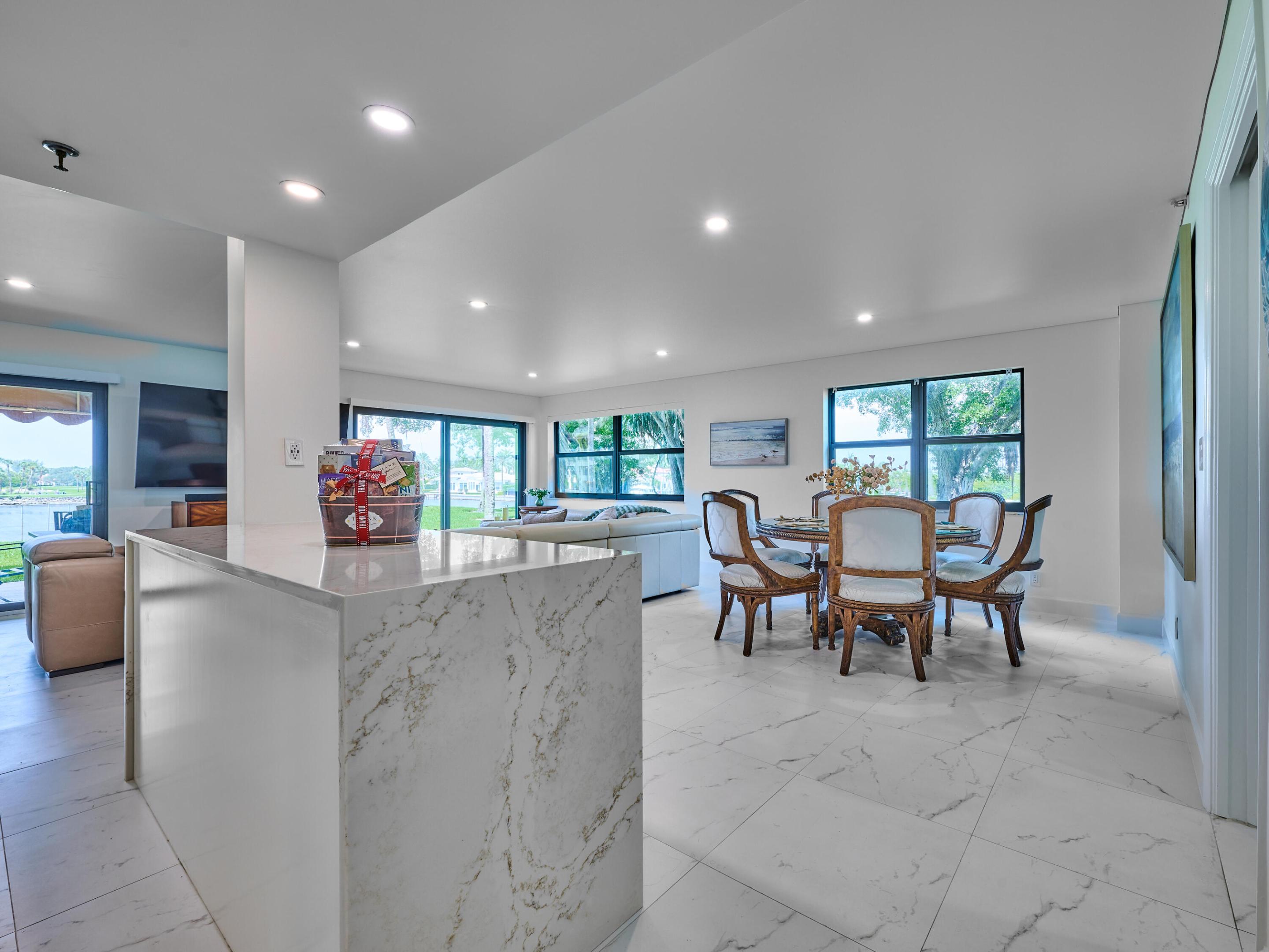EVERGLADES OF NORTH PALM BEACH - Residential Lease