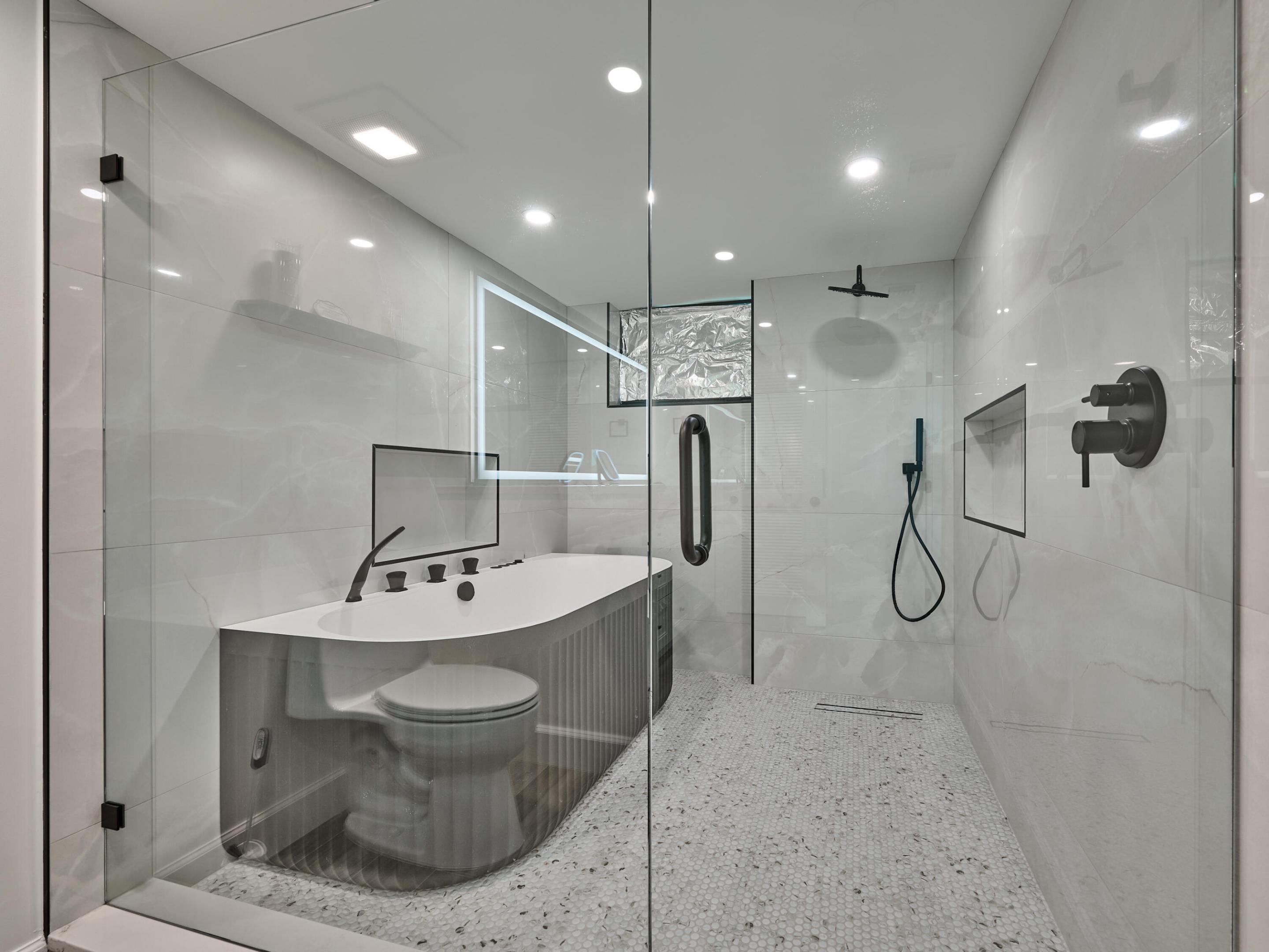 EVERGLADES OF NORTH PALM BEACH - Residential Lease