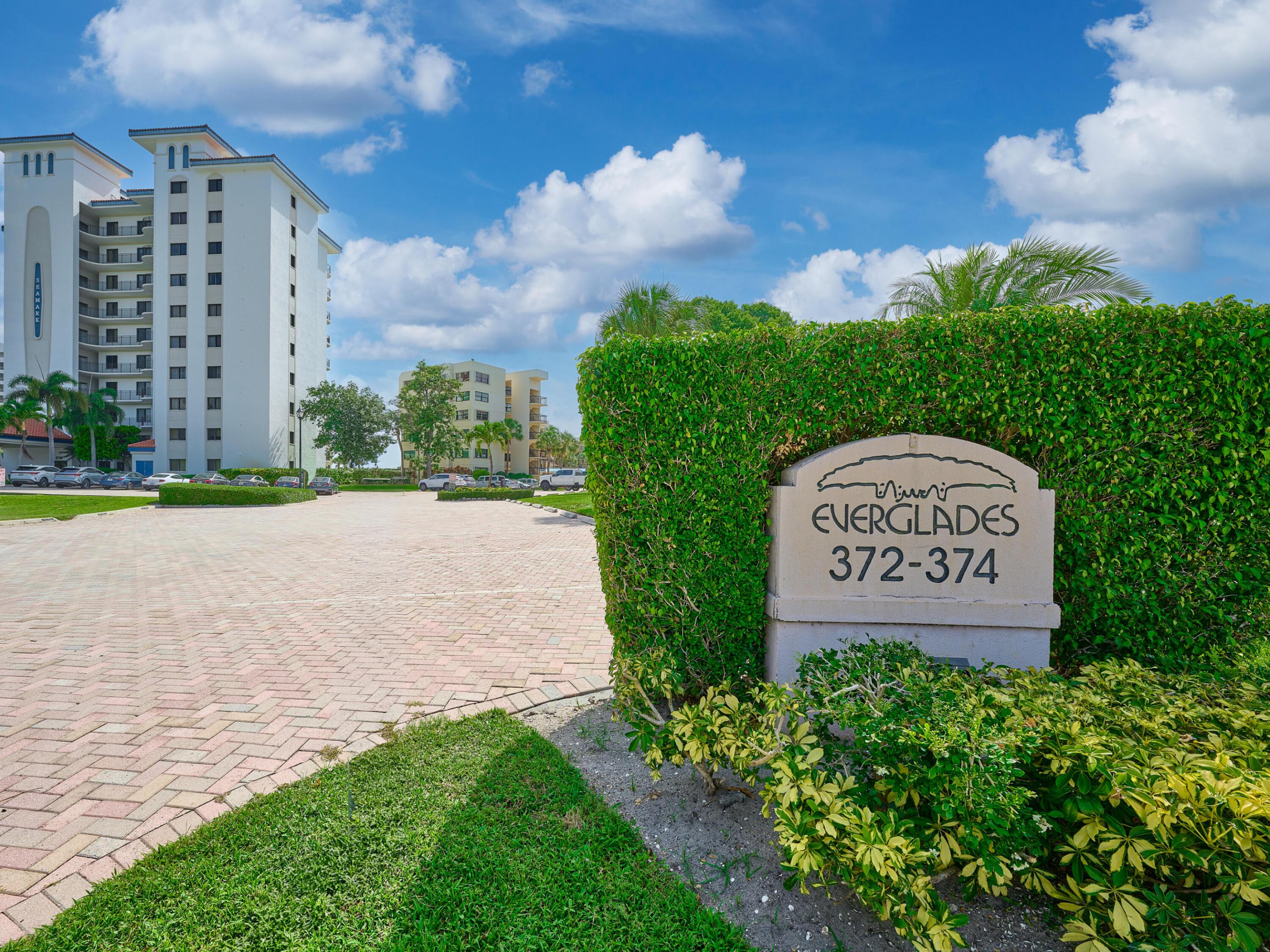 EVERGLADES OF NORTH PALM BEACH - Residential Lease