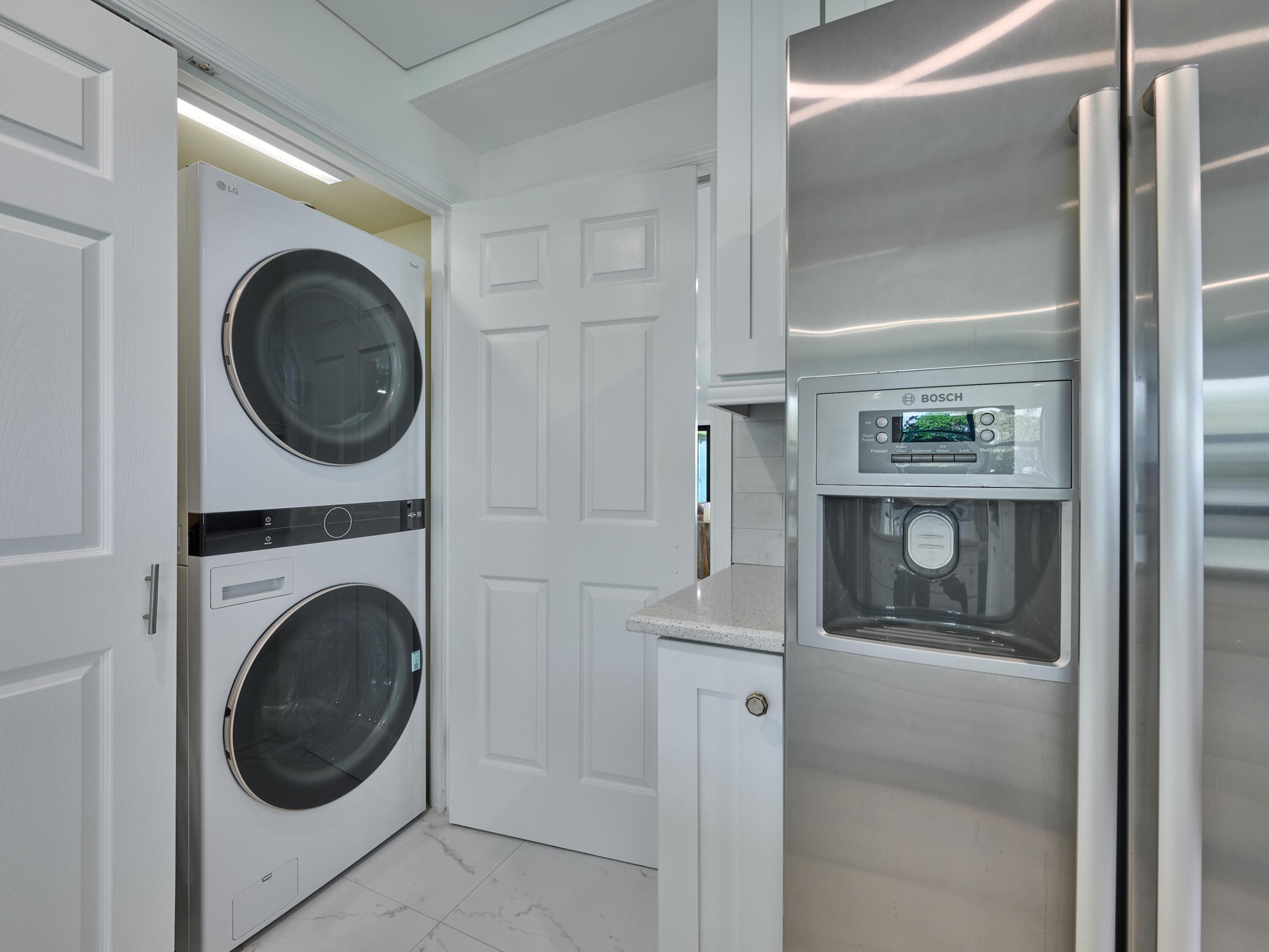 EVERGLADES OF NORTH PALM BEACH - Residential Lease