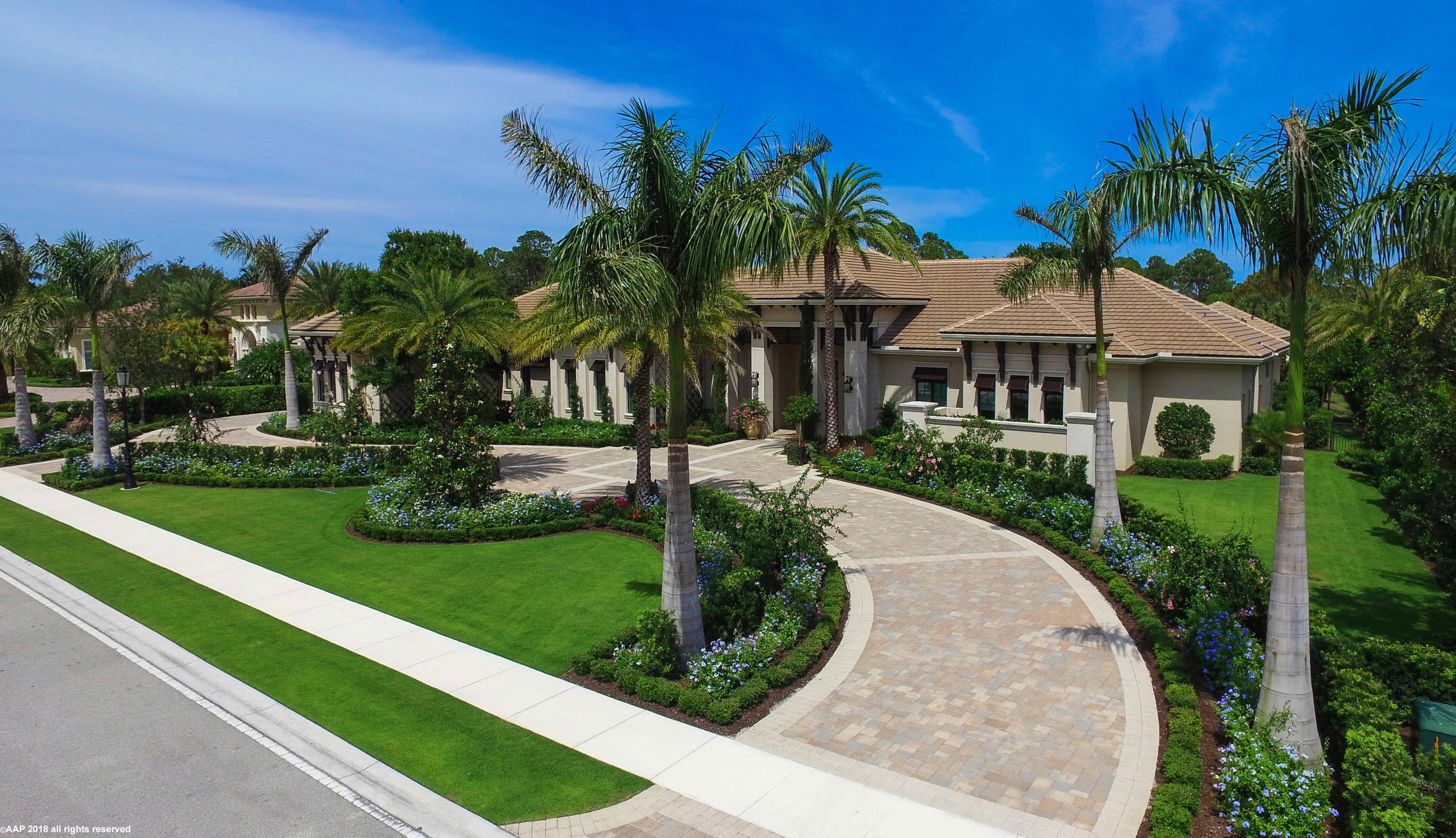 OLD PALM - Residential