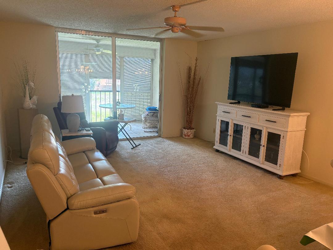 PALM LAKES CONDO - Residential