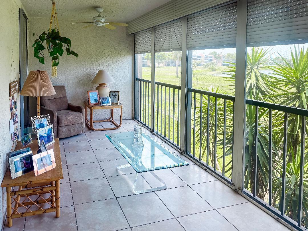 PALM LAKES CONDO - Residential